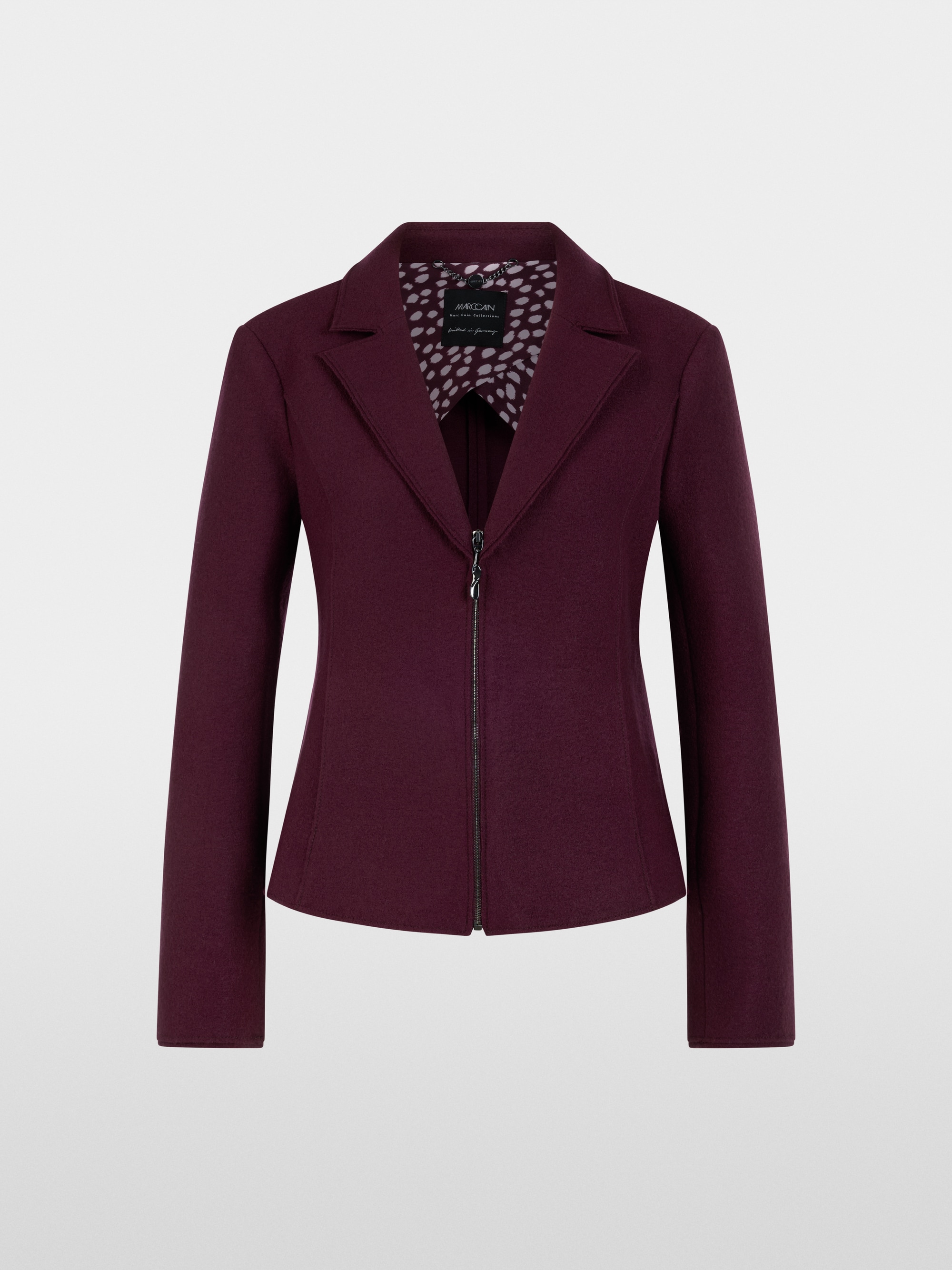 ‘Knitted in Germany’ fitted blazer
