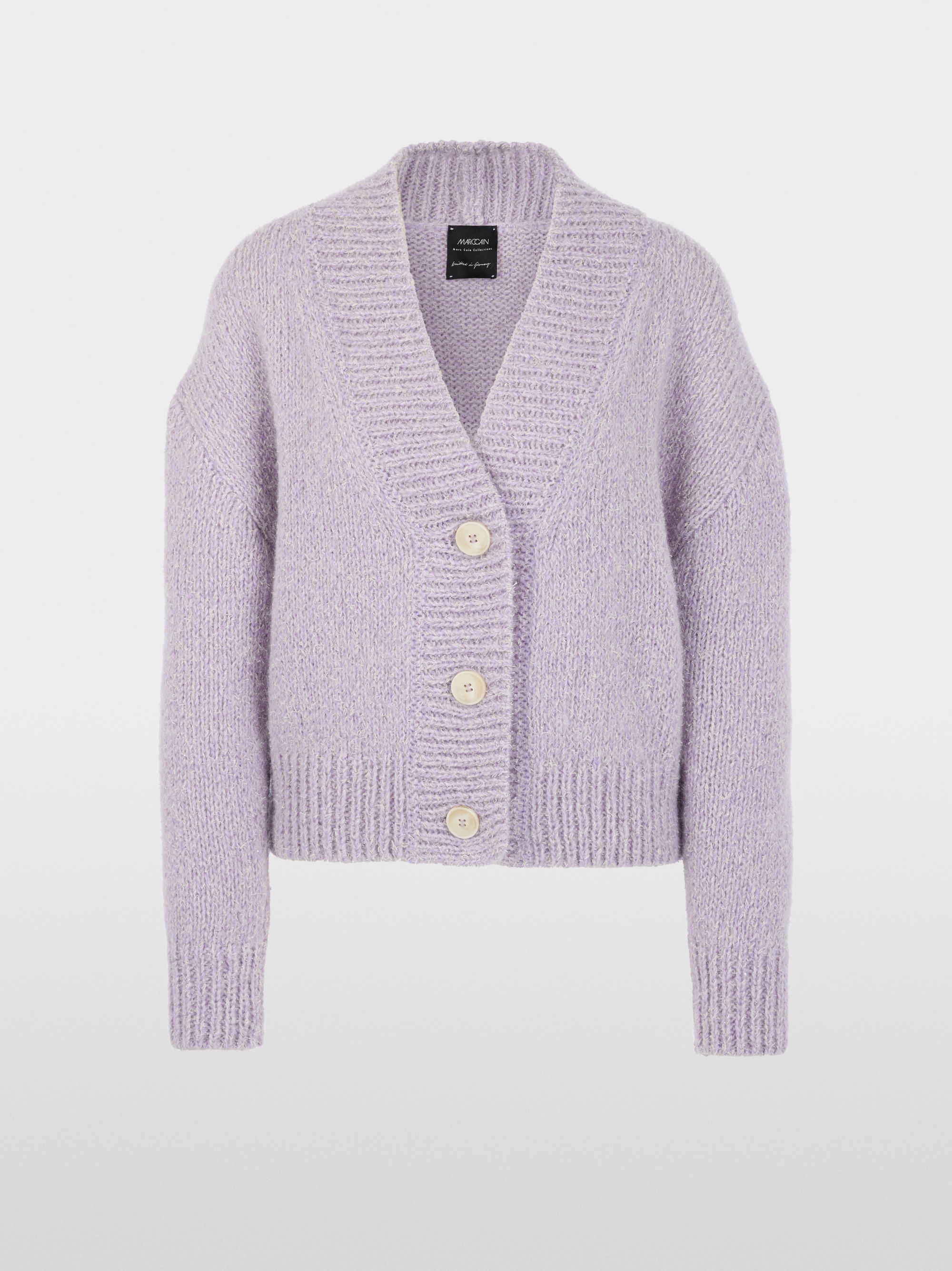 Cardigan court tricoté en Allemagne