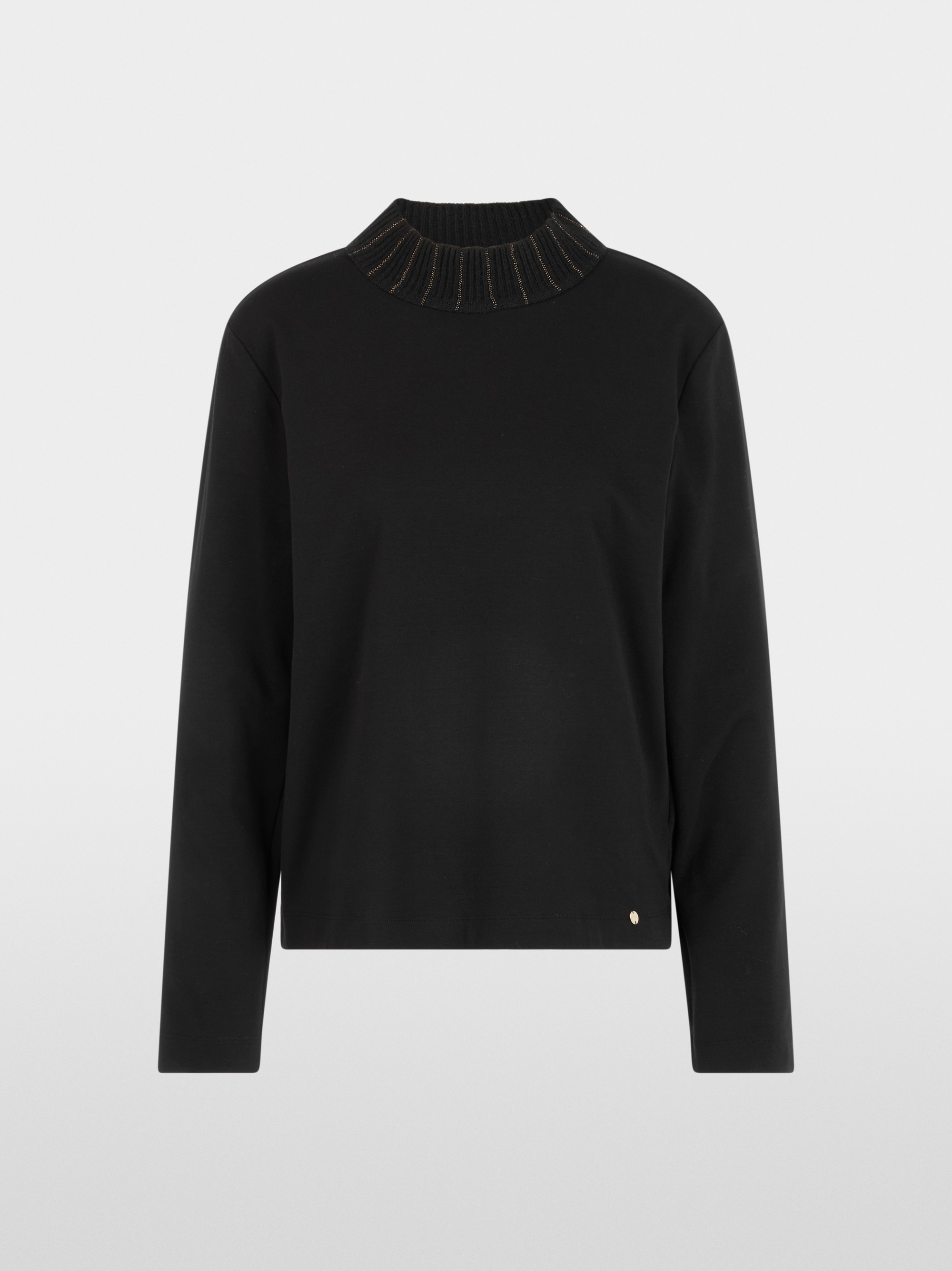 Shirt with knitted collar