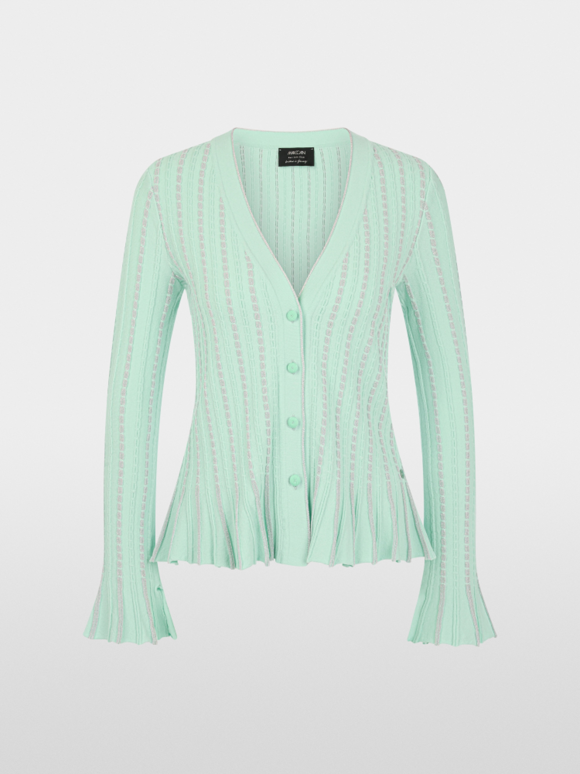 Cardigan en maille tricoté en Allemagne