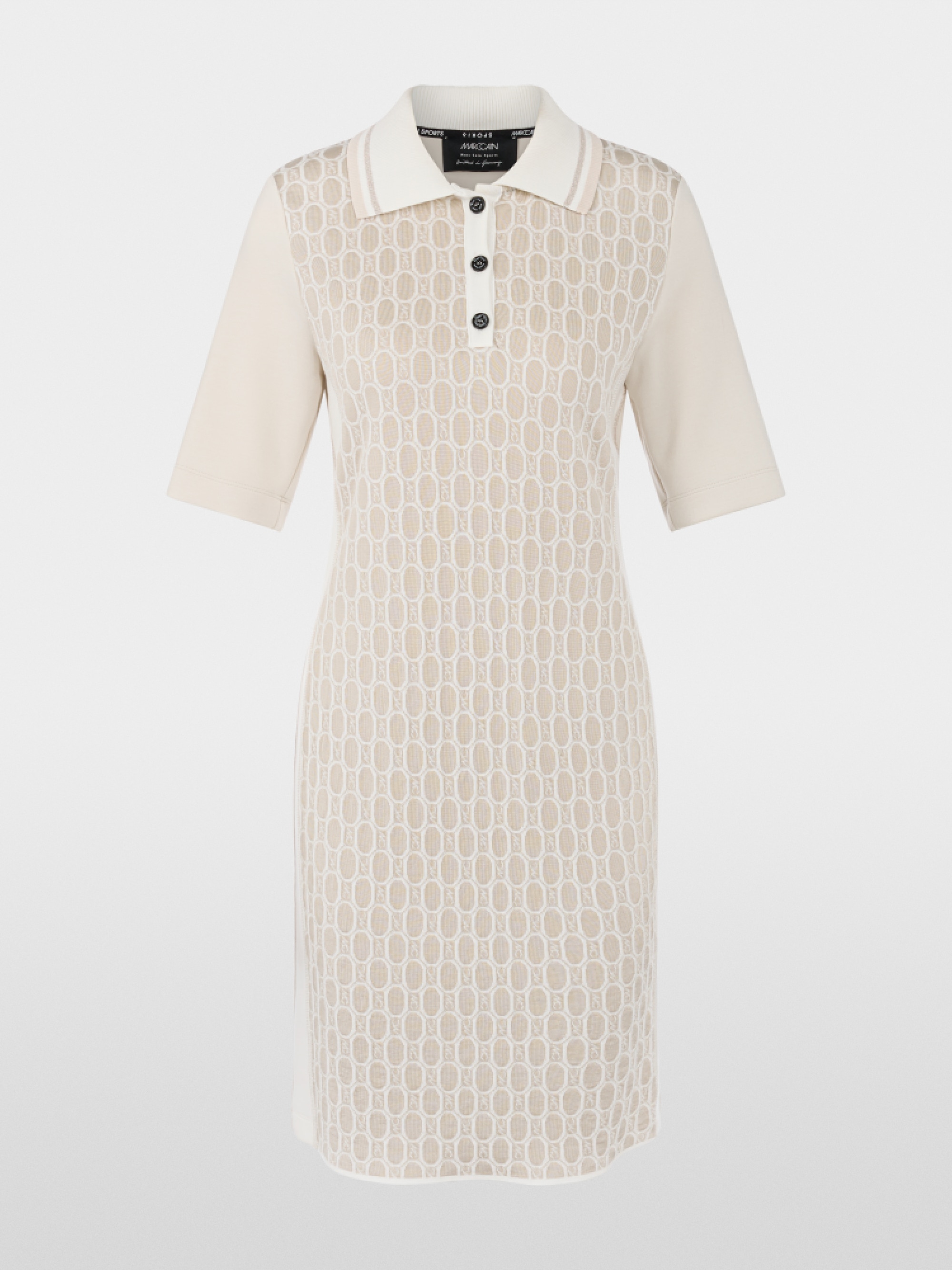Robe courte tricotée en Allemagne