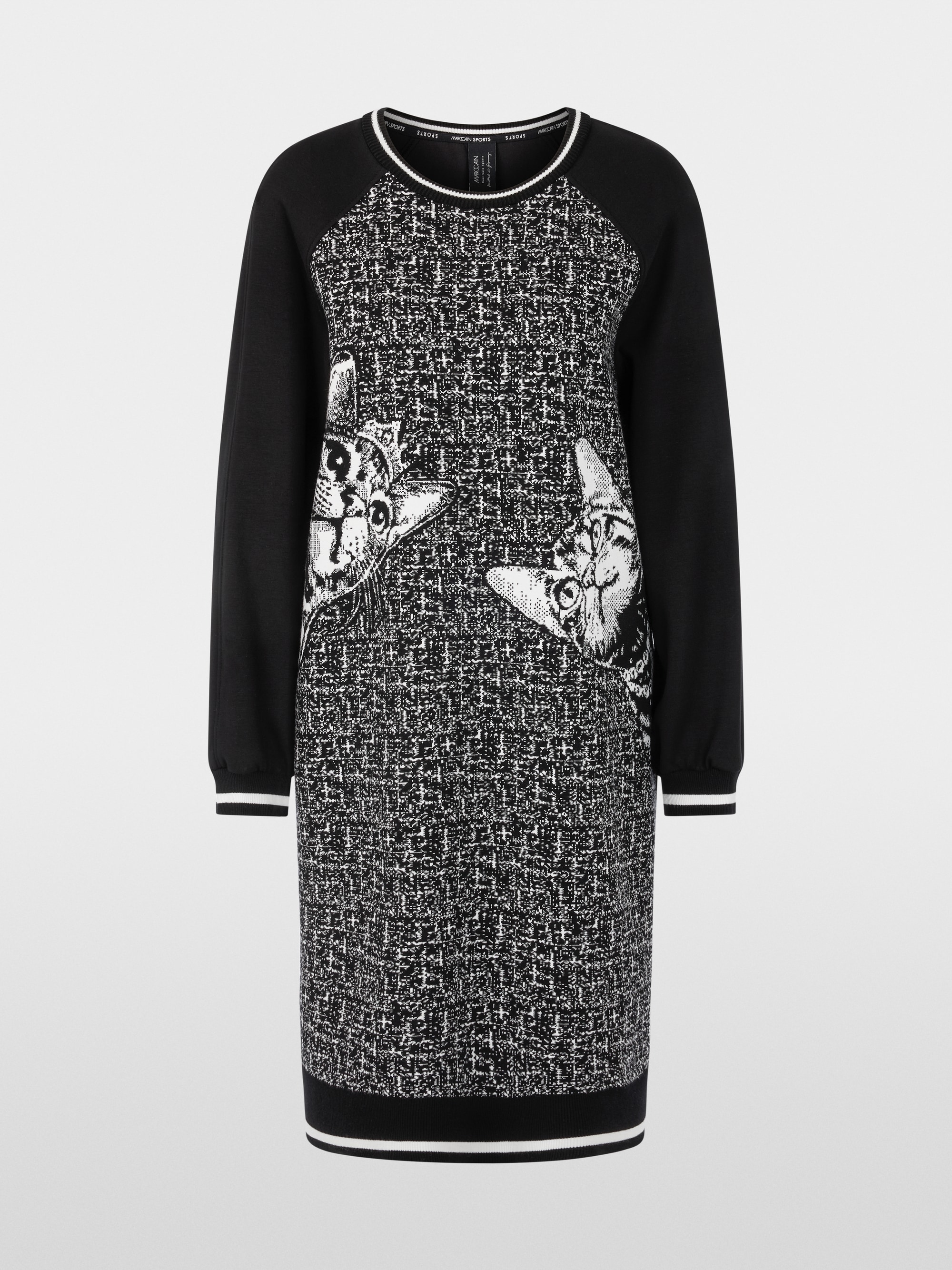 ‘Knitted in Germany’ print dress