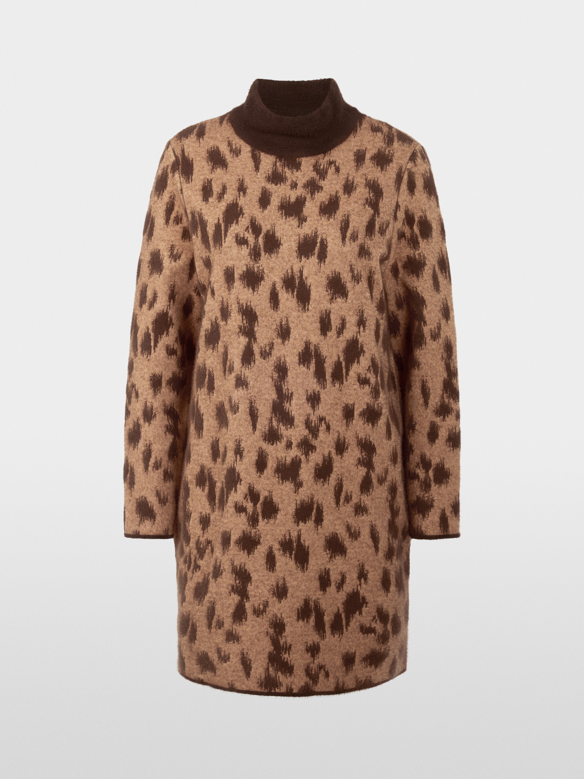 Robe en maille effet léopard, tricotée en Allemagne