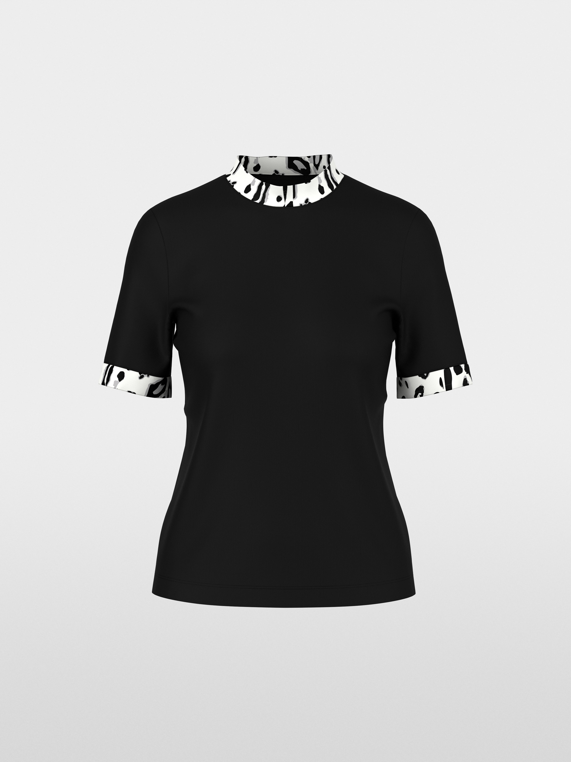 T-shirt with leopard-print sleeves