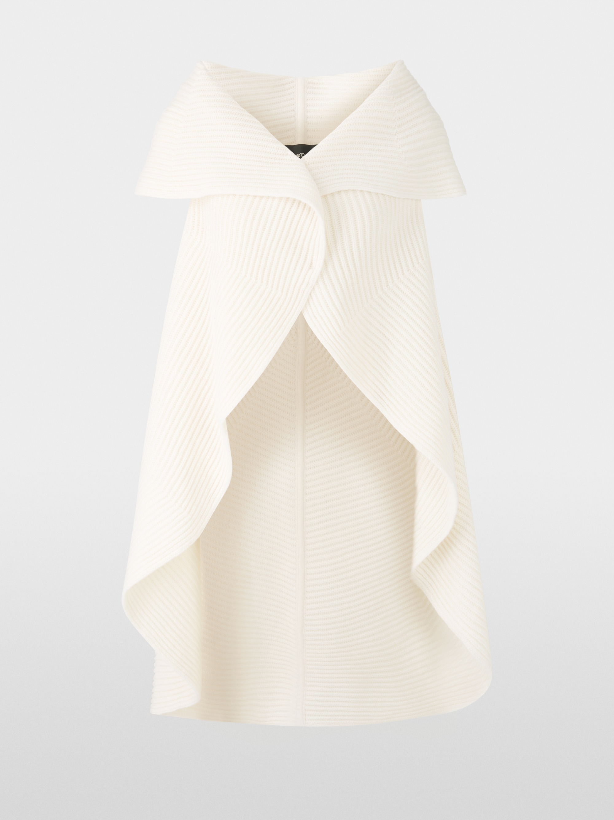 Lockeres Cape Knitted in Germany