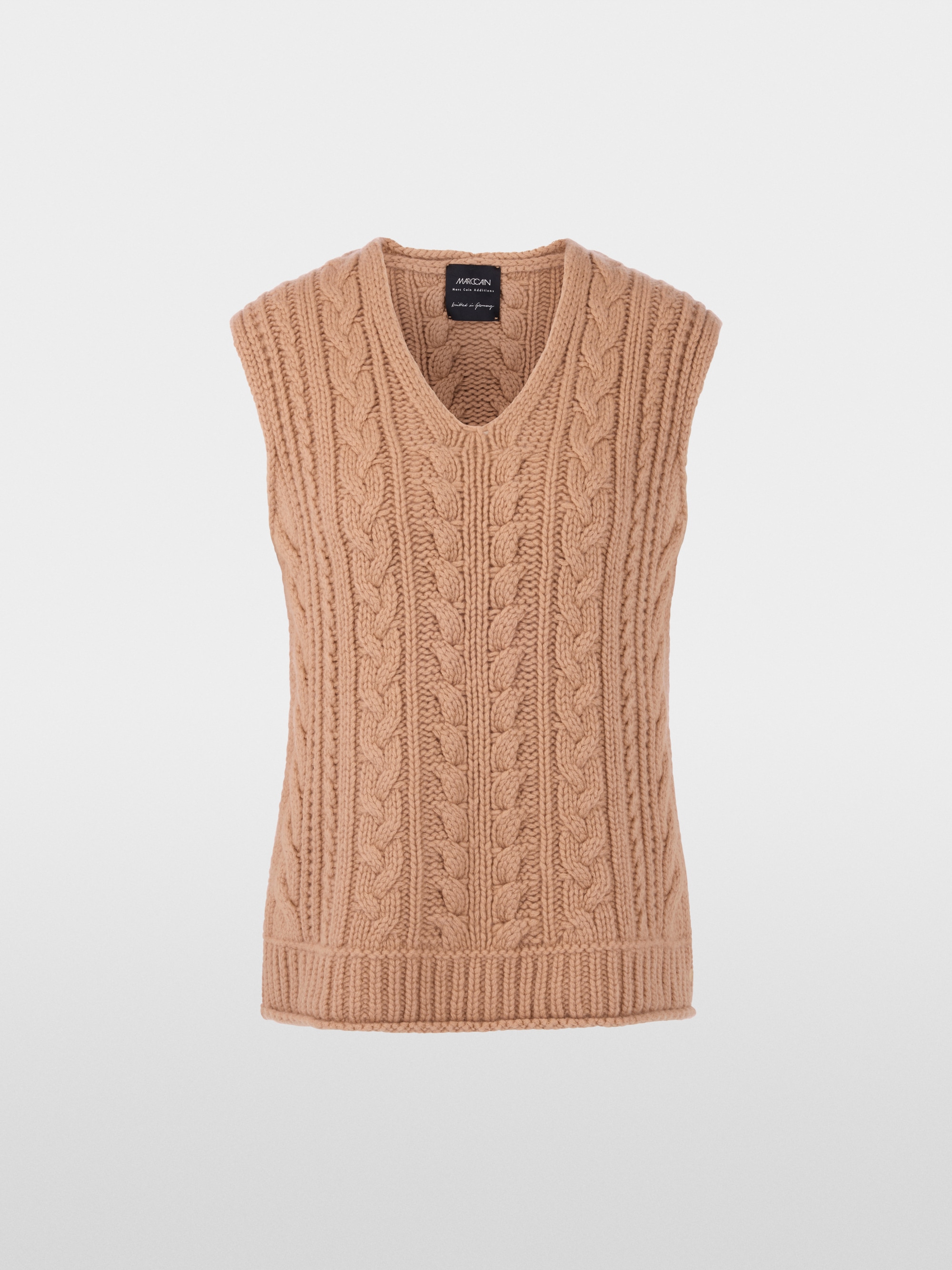 Pullunder Knitted in Germany