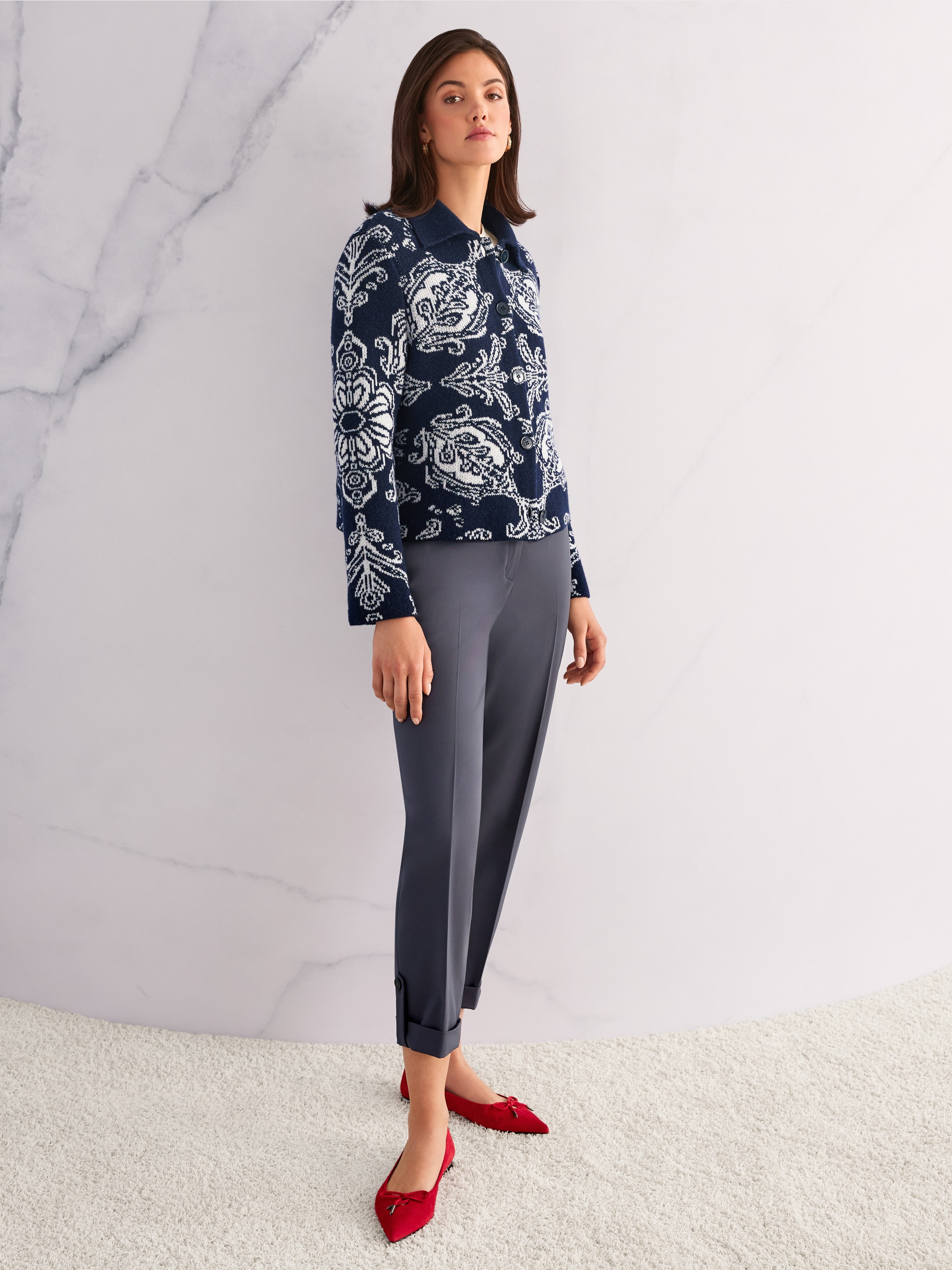 Pointed suede ballerina flats with bow