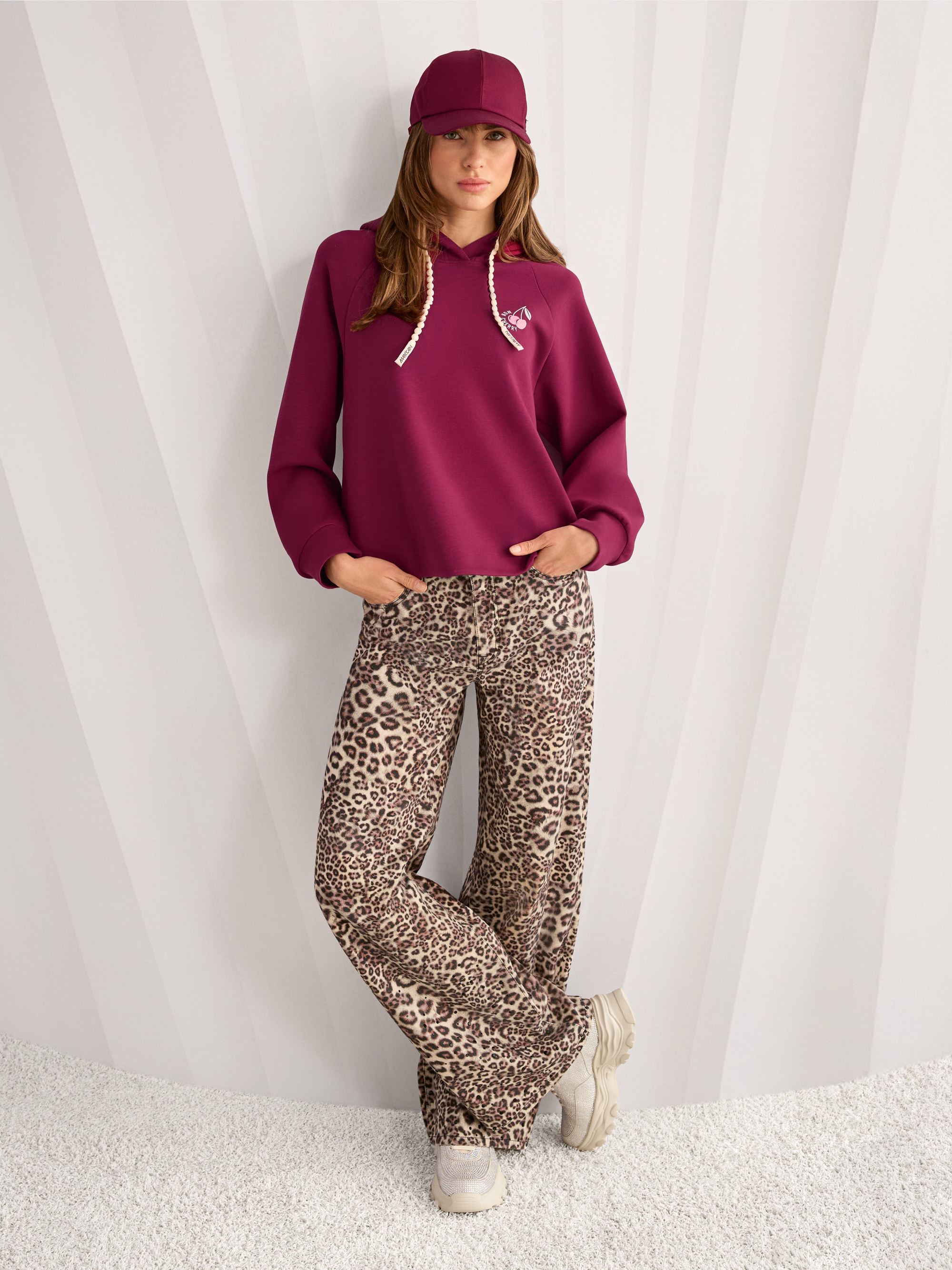 WARRI jeans with leopard print