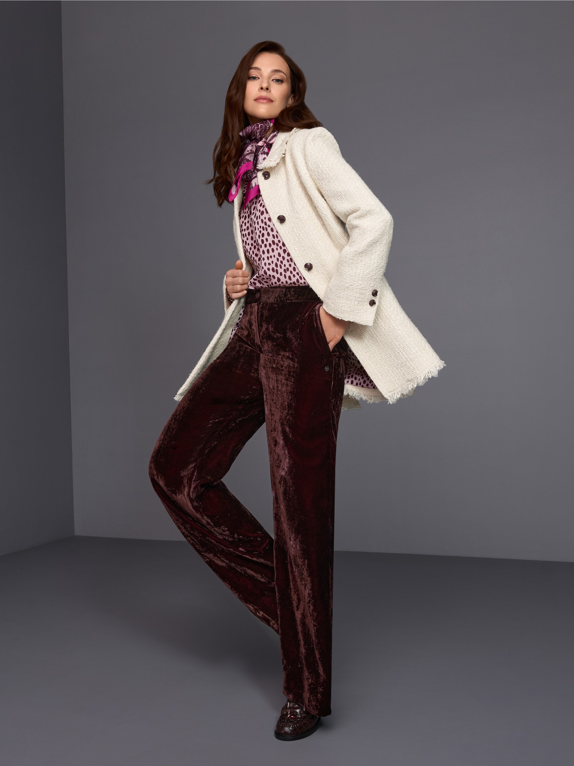 Blouse with polka dot print