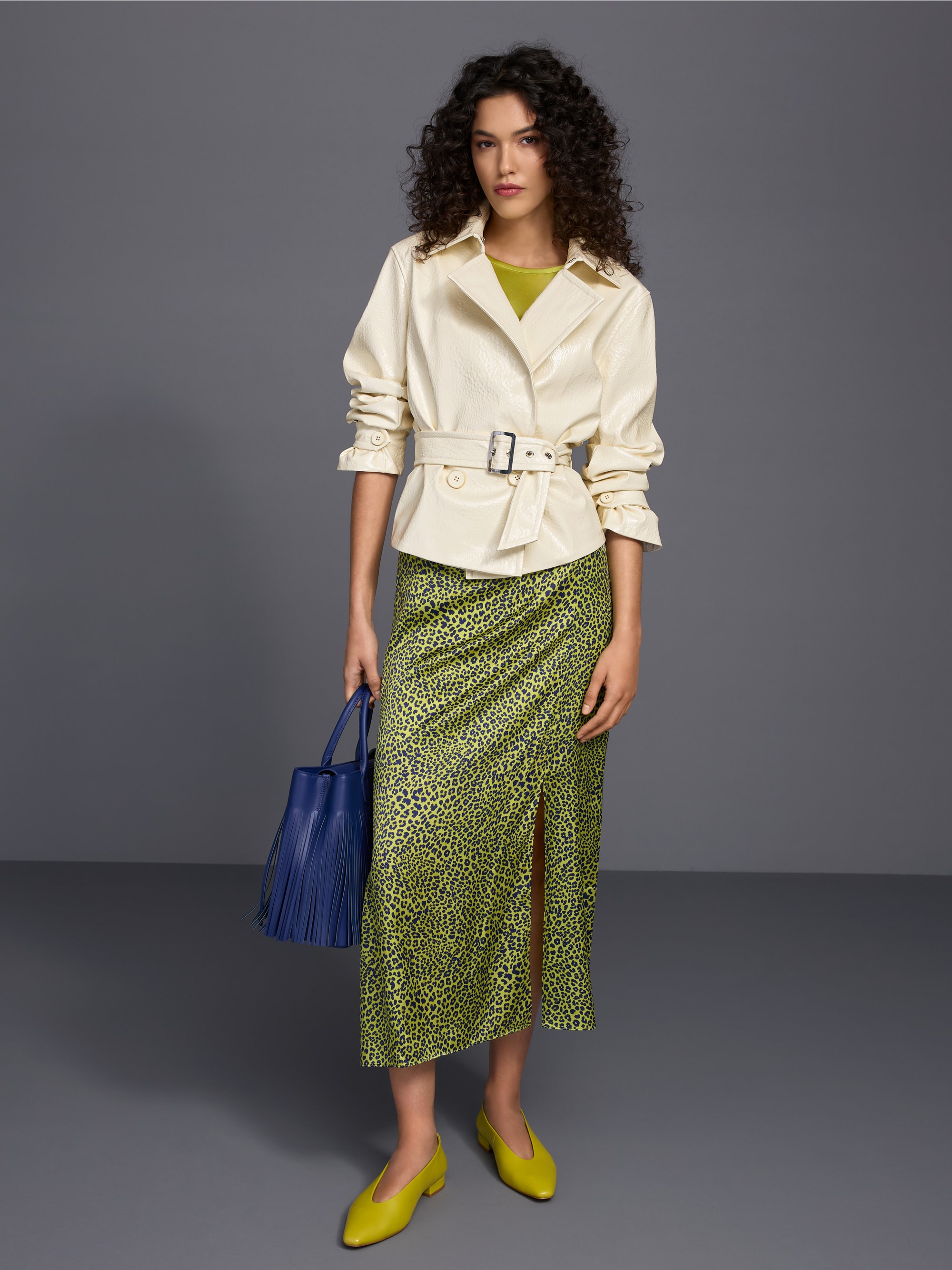 Midi skirt with leopard print