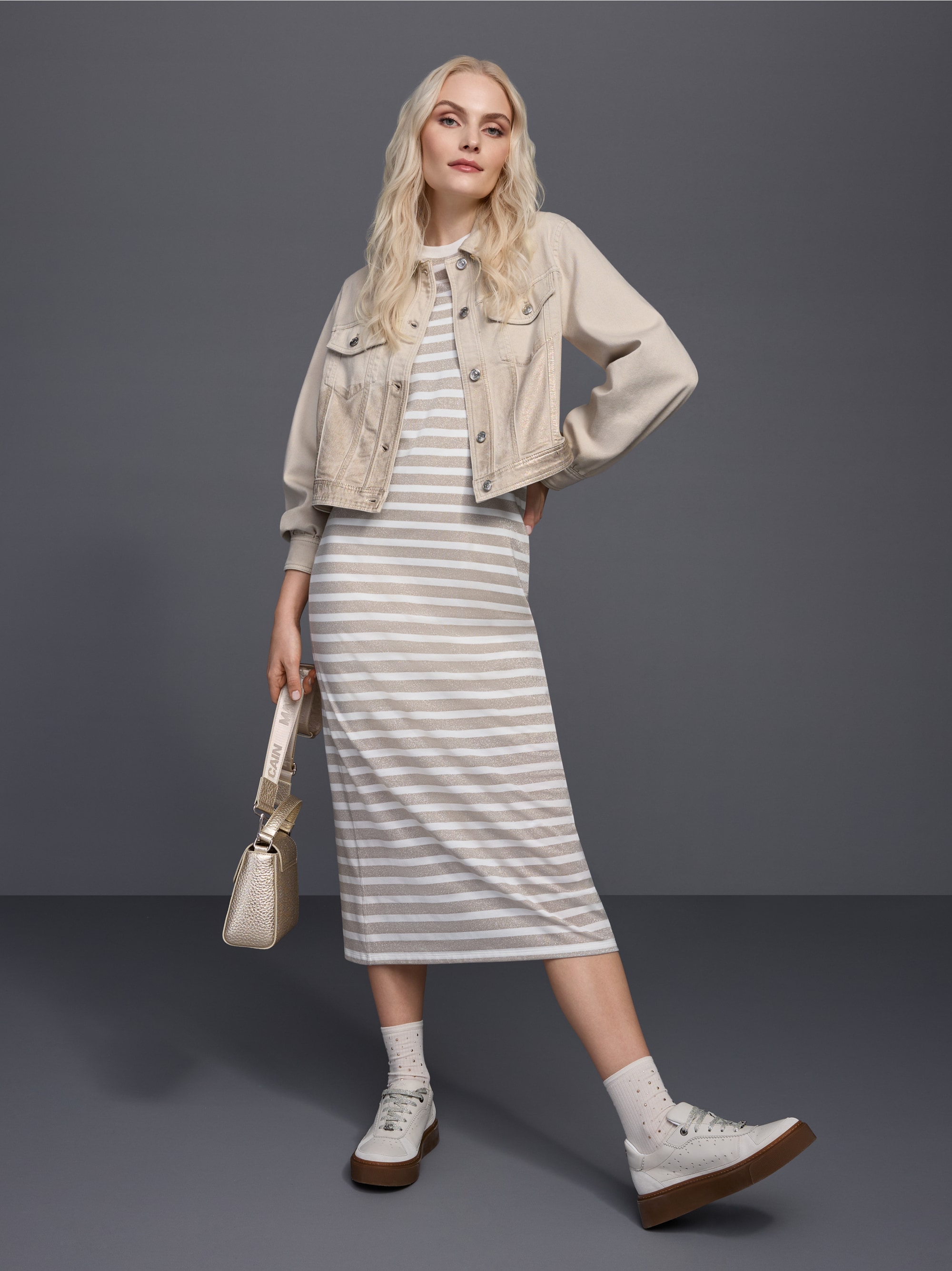 Robe double épaisseur à rayures en lurex