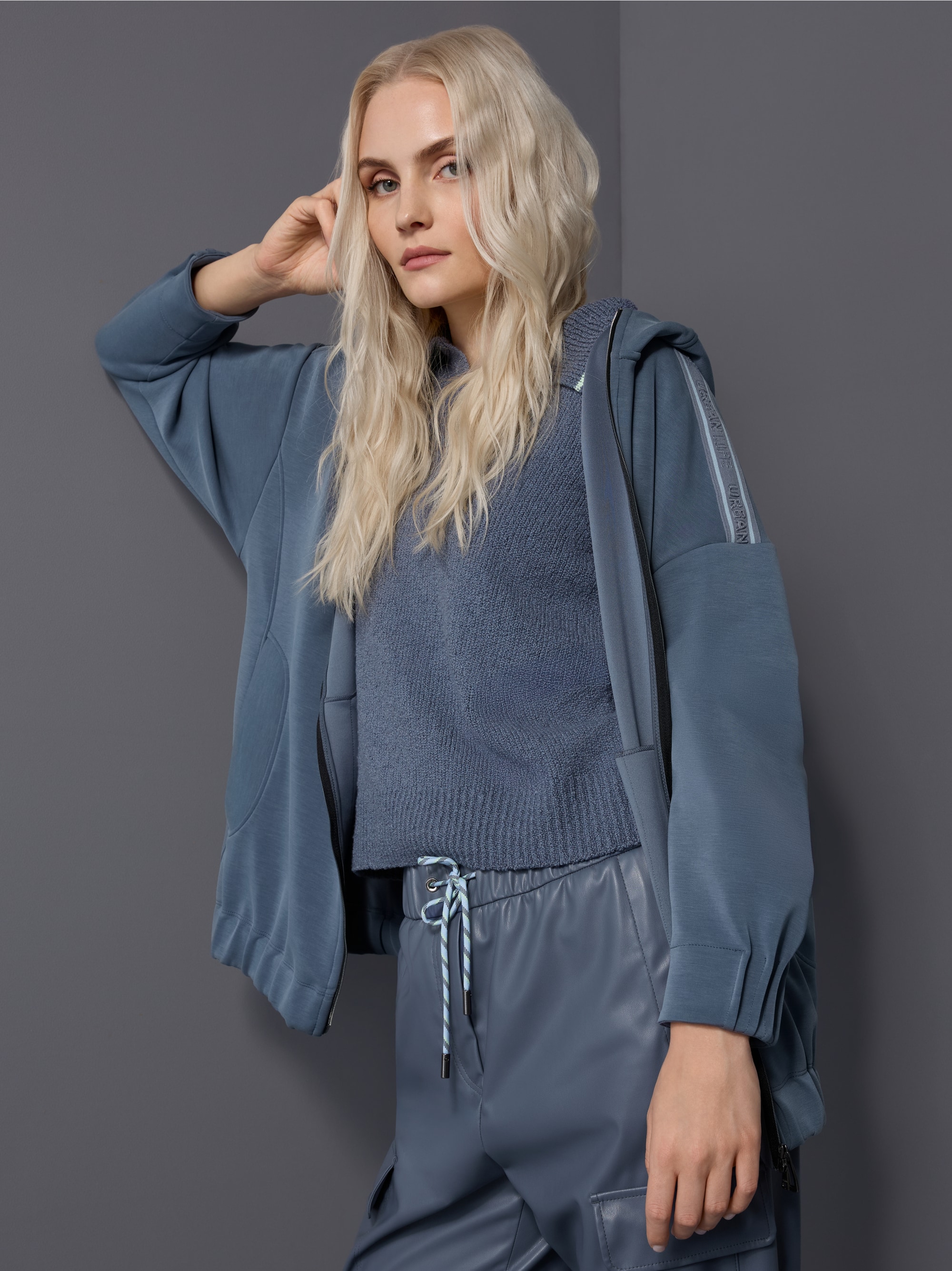 Oversized jersey jacket