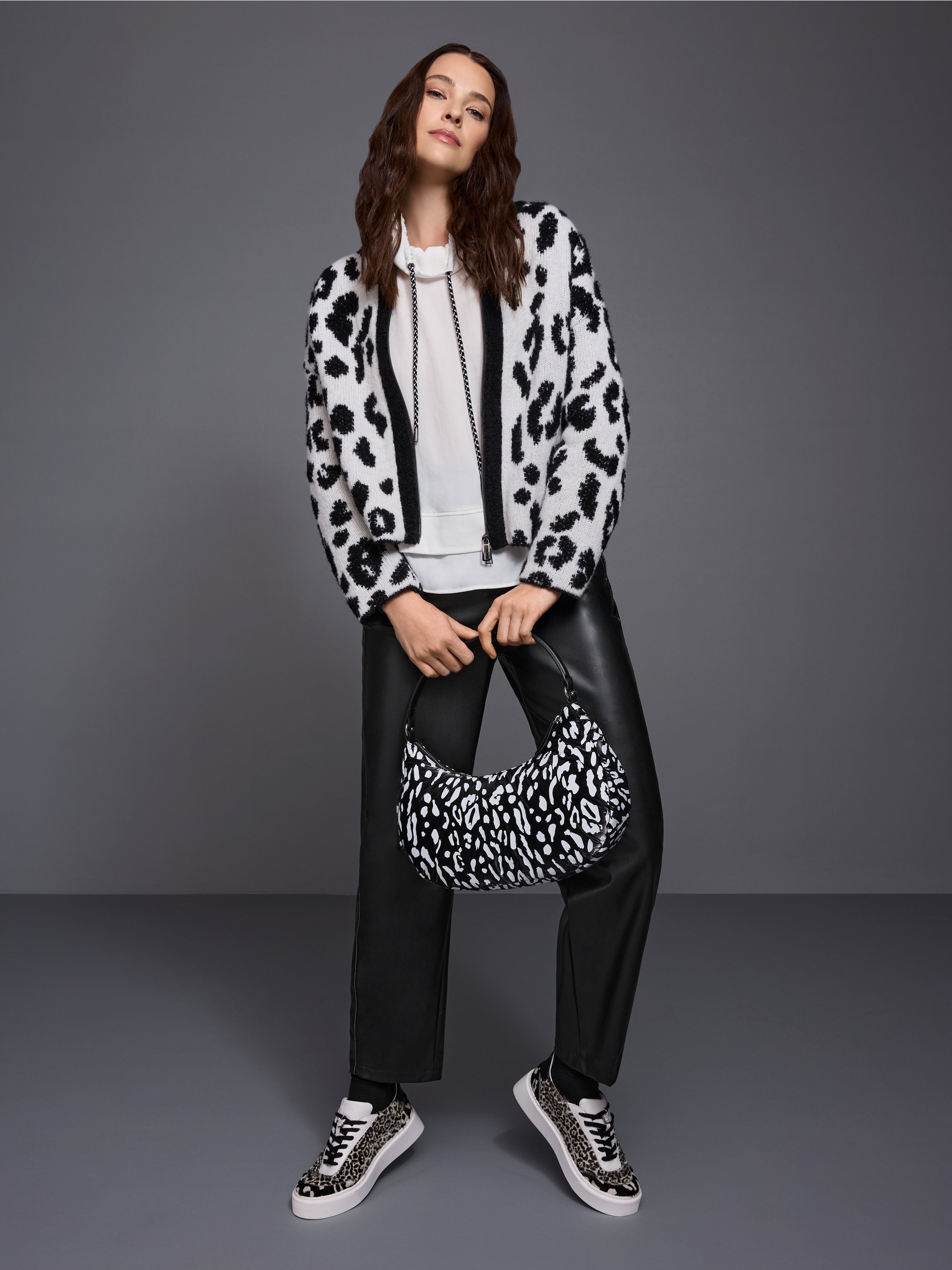 RUMA O-shape trousers