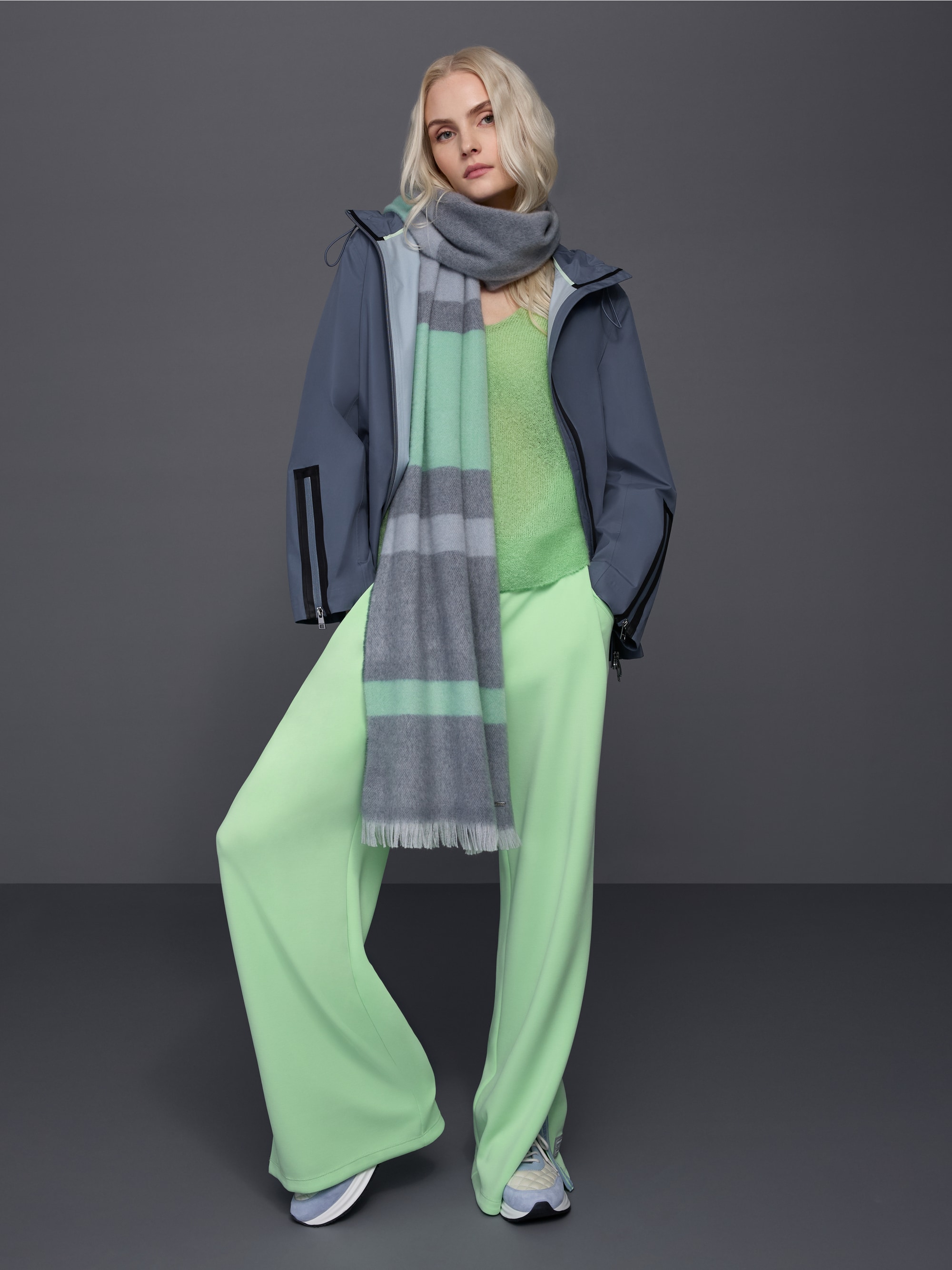 Wool scarf