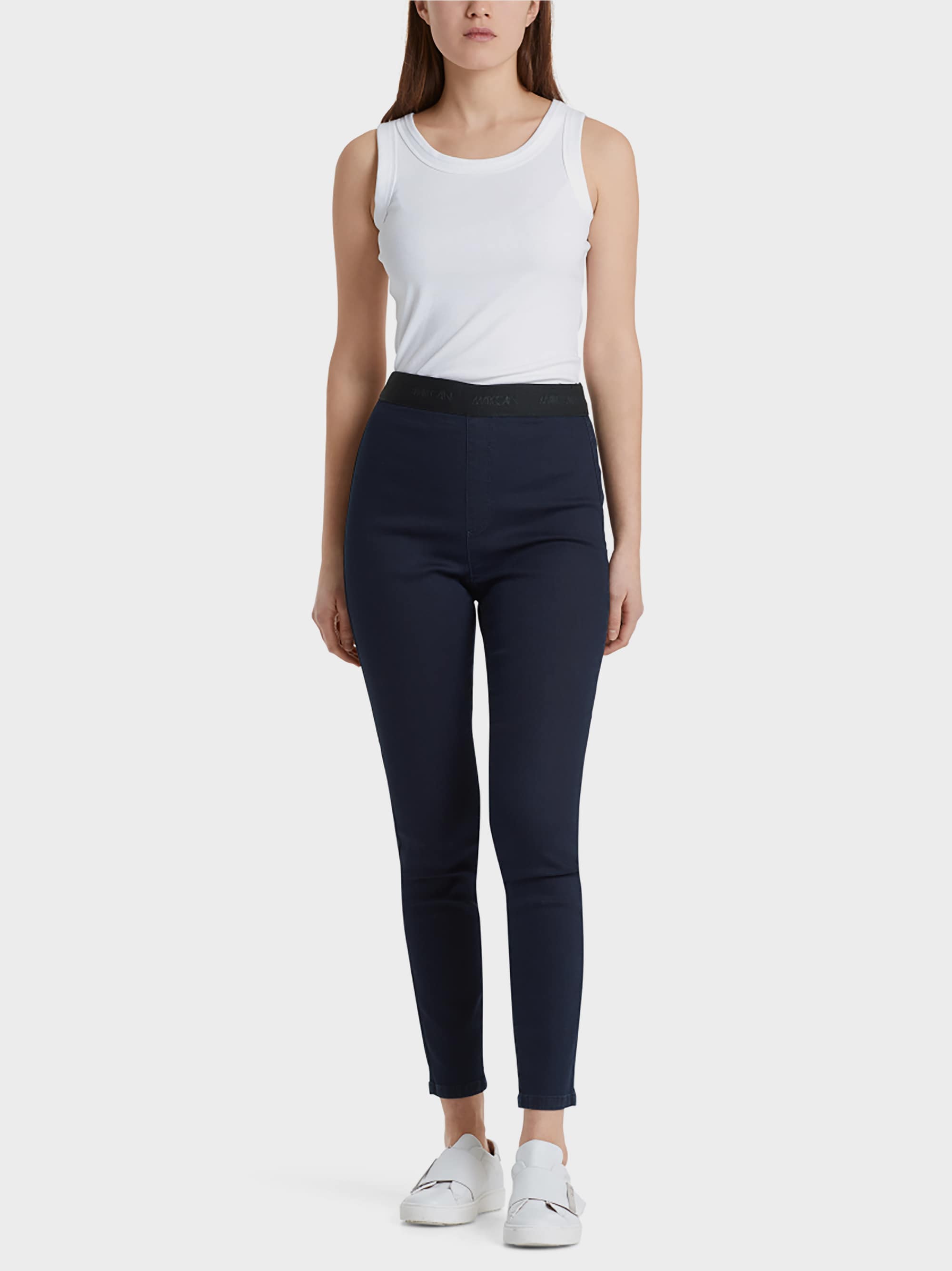 Stretch jeans with elasticated waistband