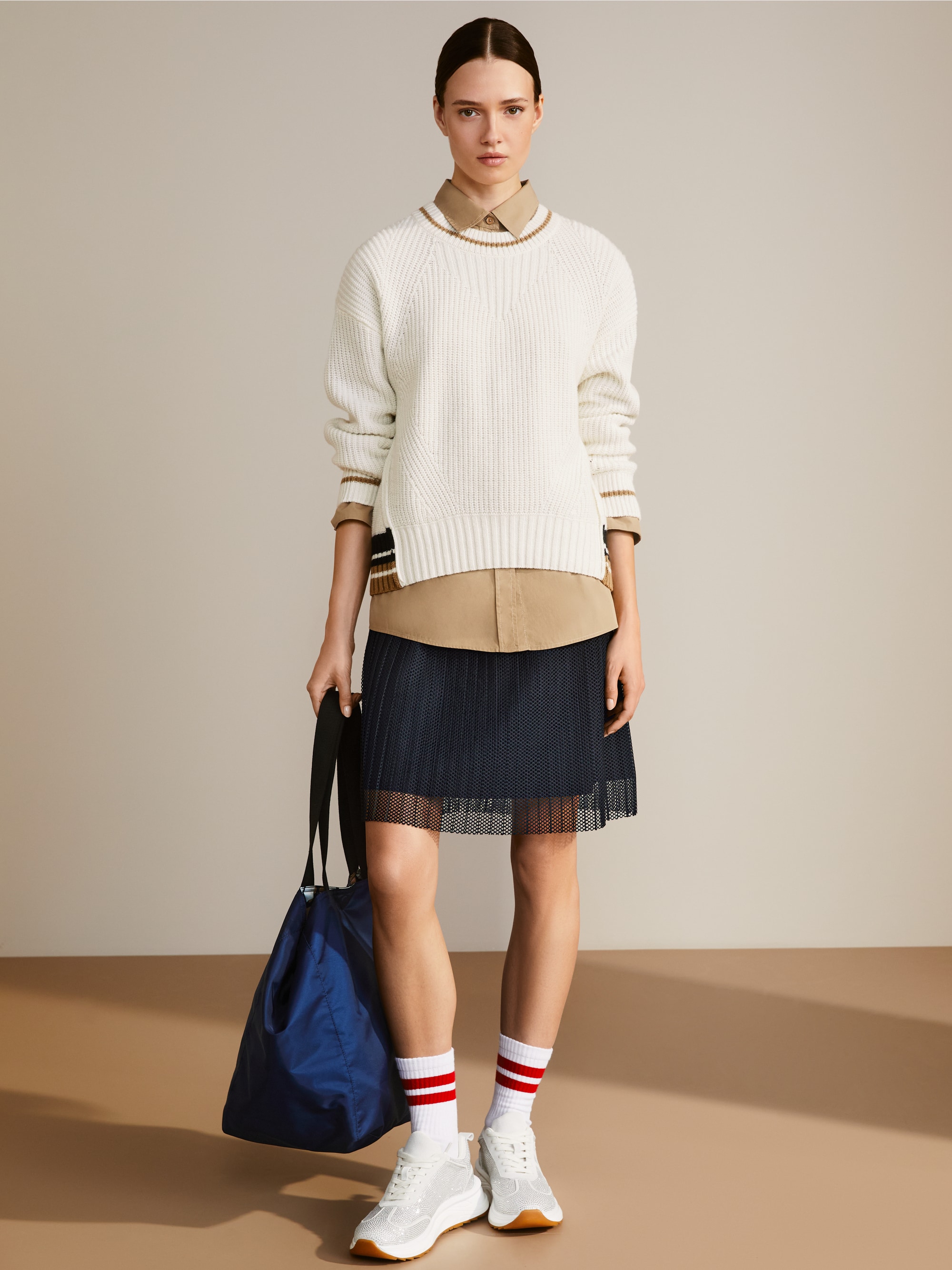 Sweater in Egg Shape Knitted in Germany