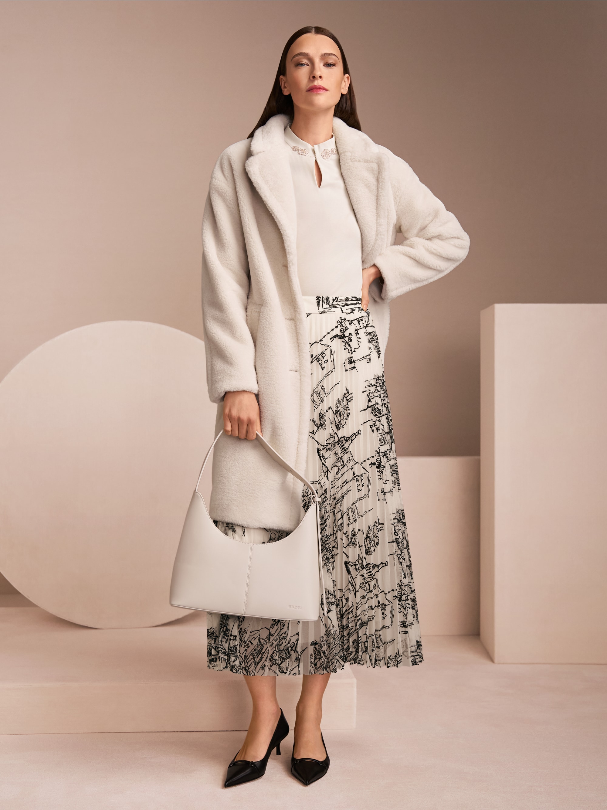 Fake fur jas in oversized model