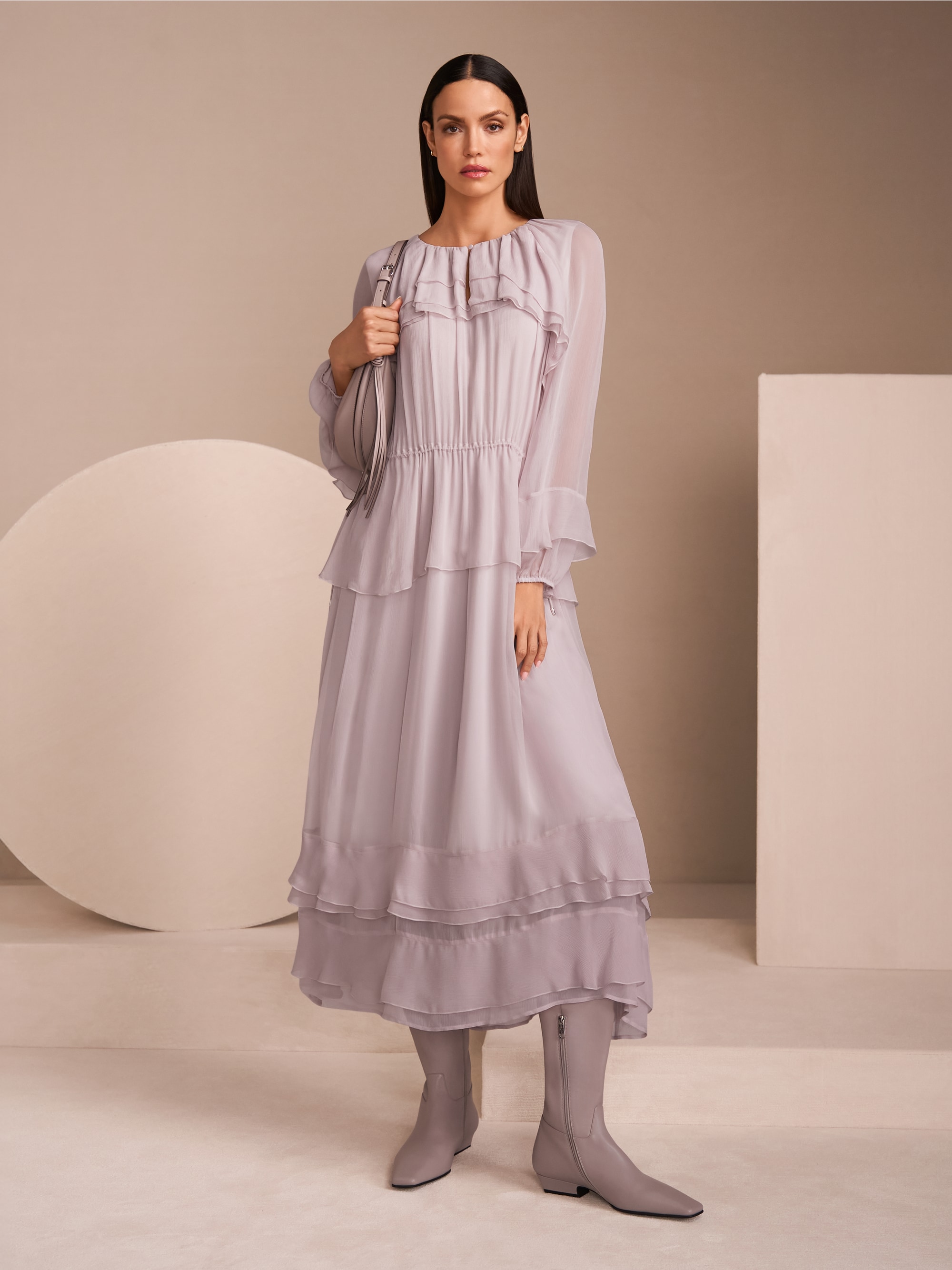 Robe longue à volants
