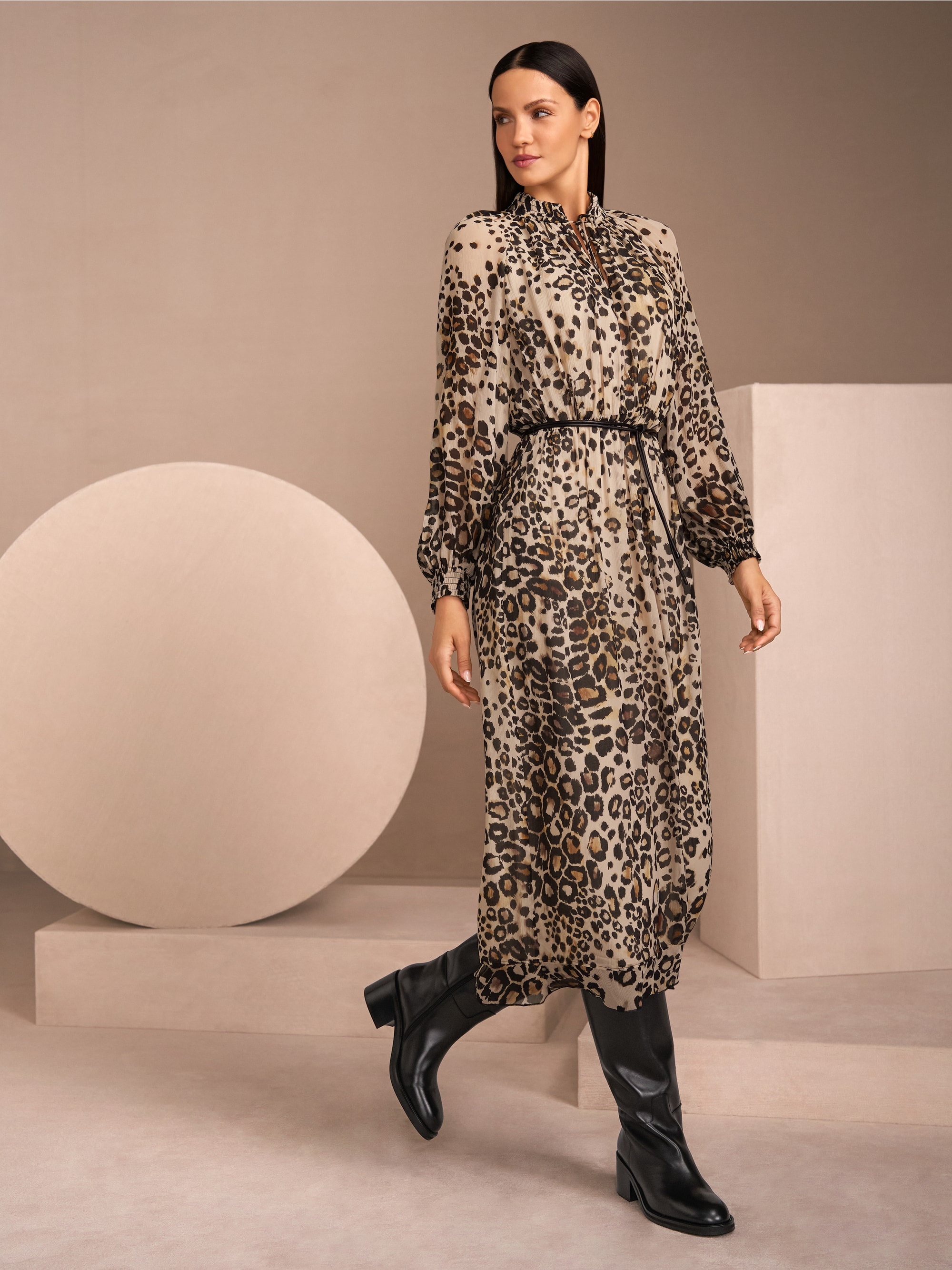 Robe longue à imprimé léopard