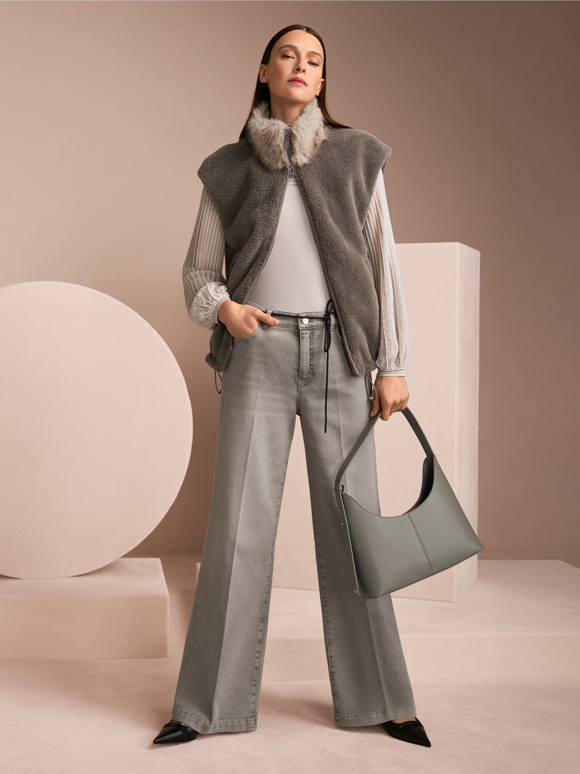 Gilet douillet avec col en fausse fourrure