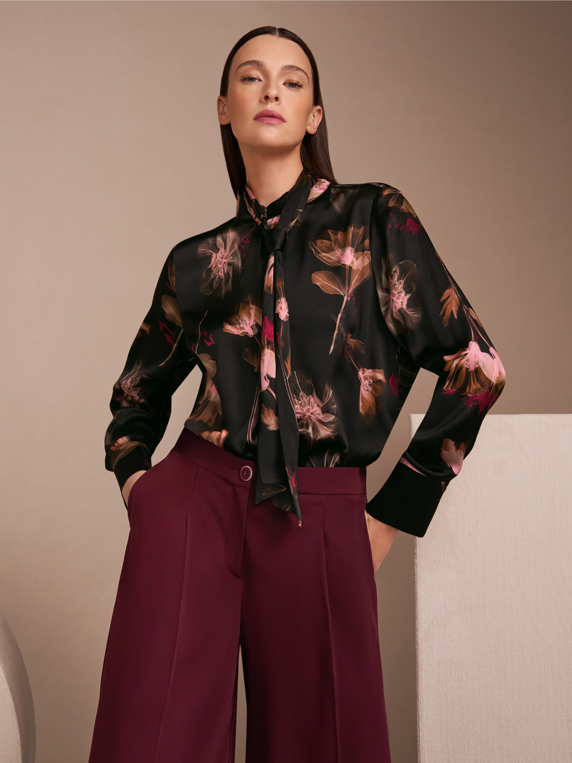 Blouse met strik en bloemenprint