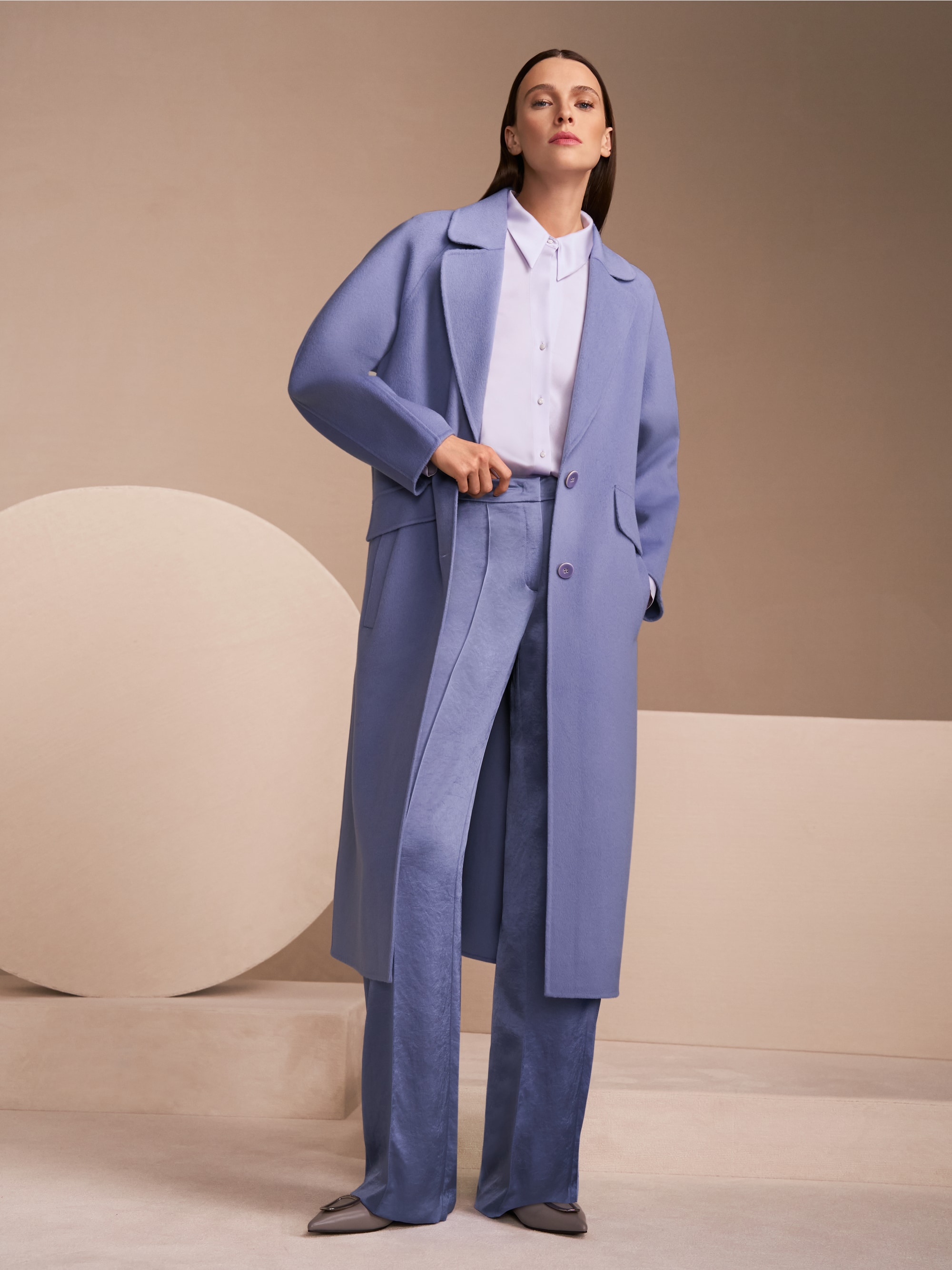 Hose WUKARI aus gehämmertem Satin