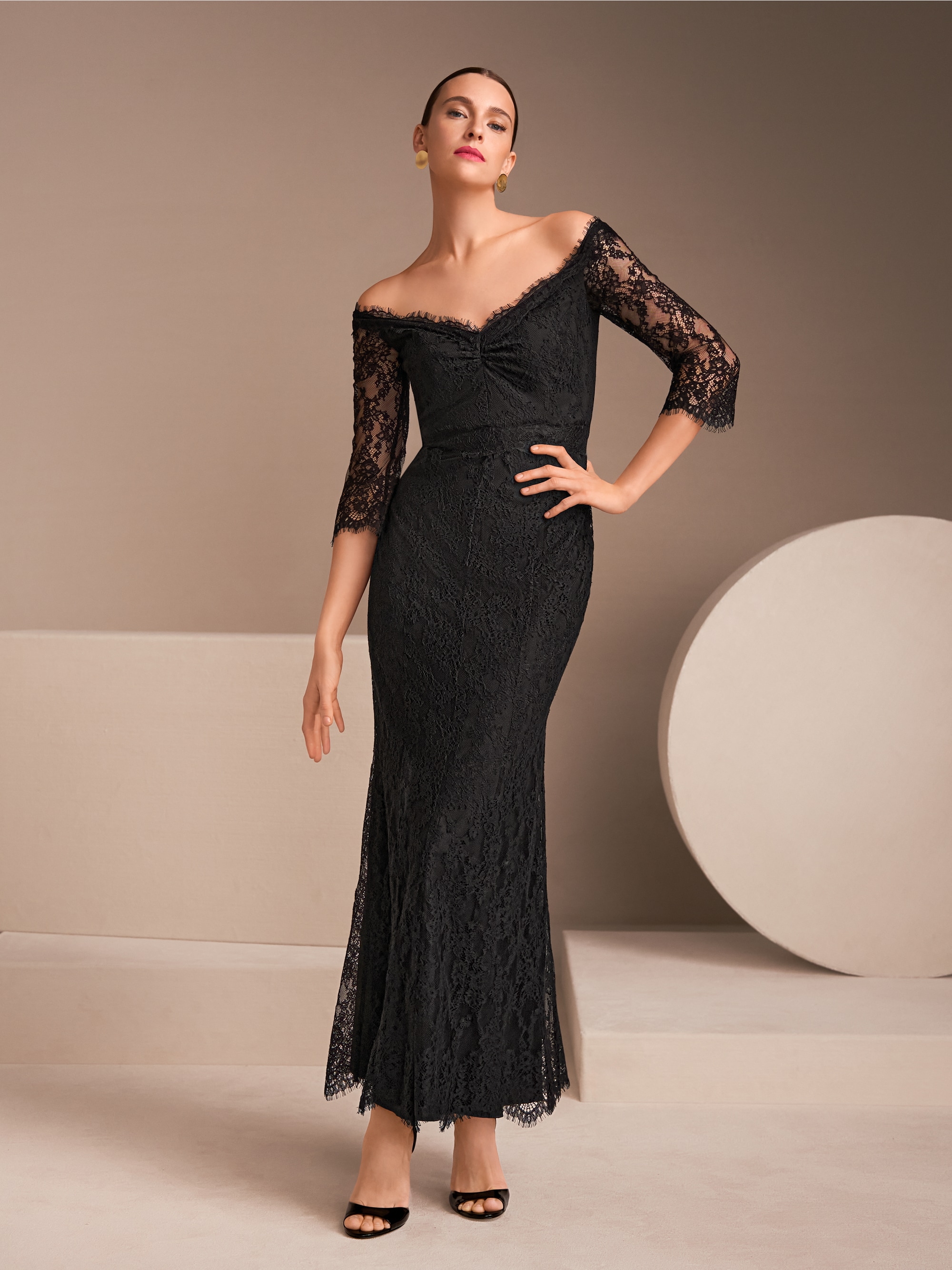 Elegante maxi-jurk met kant