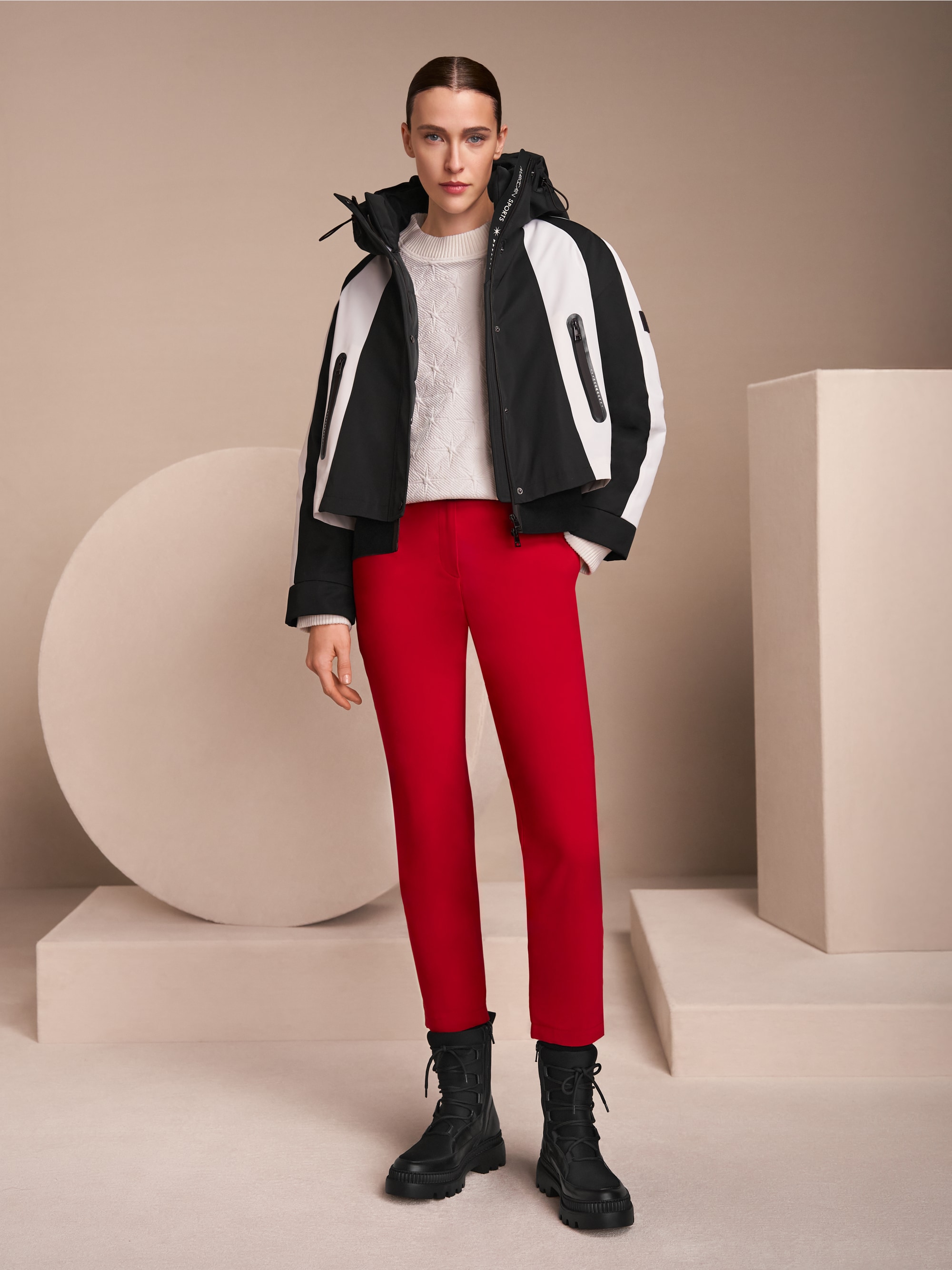 Outdoor jacket in a layered look