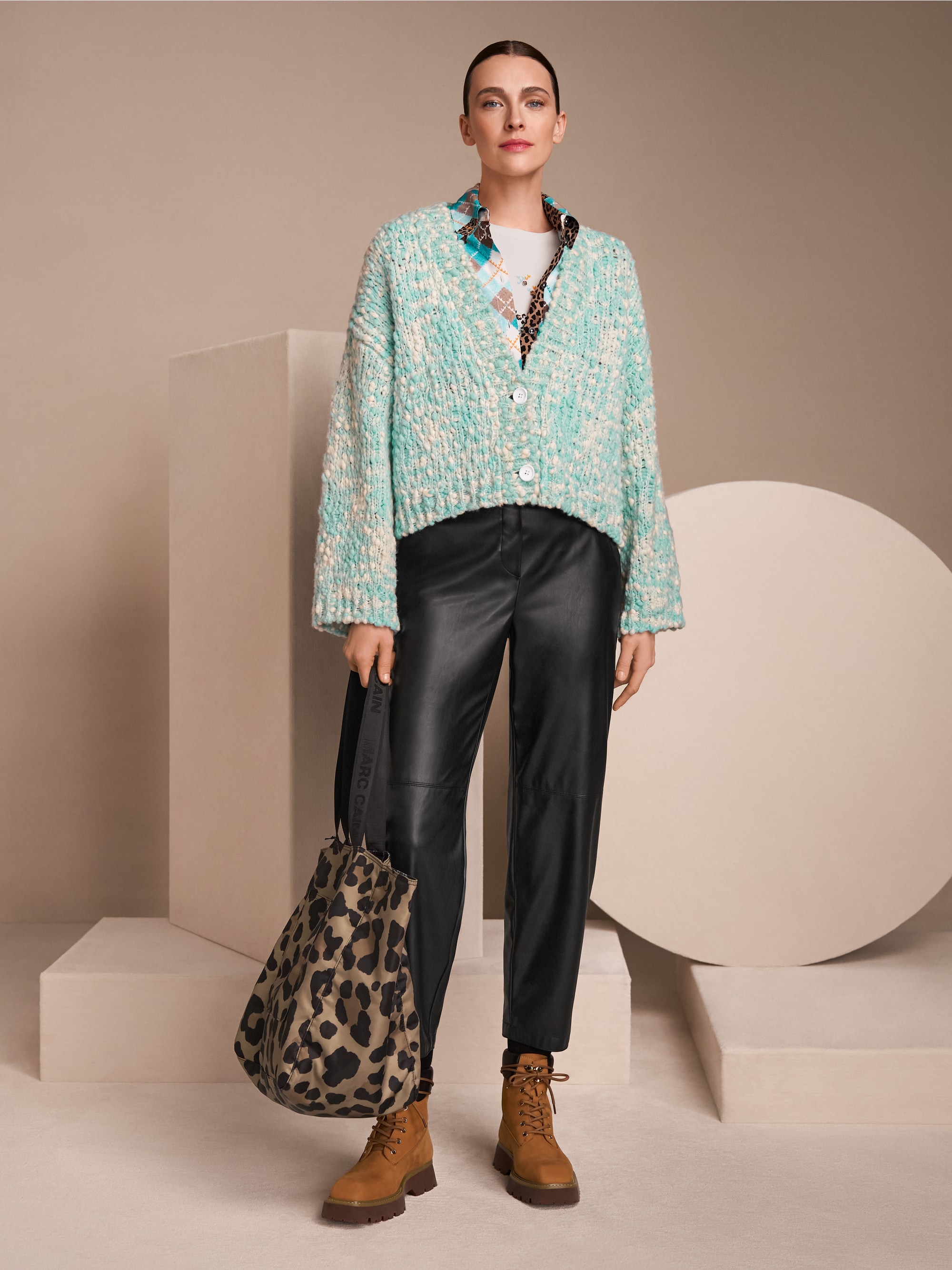 Viscose blouse with argyle pattern