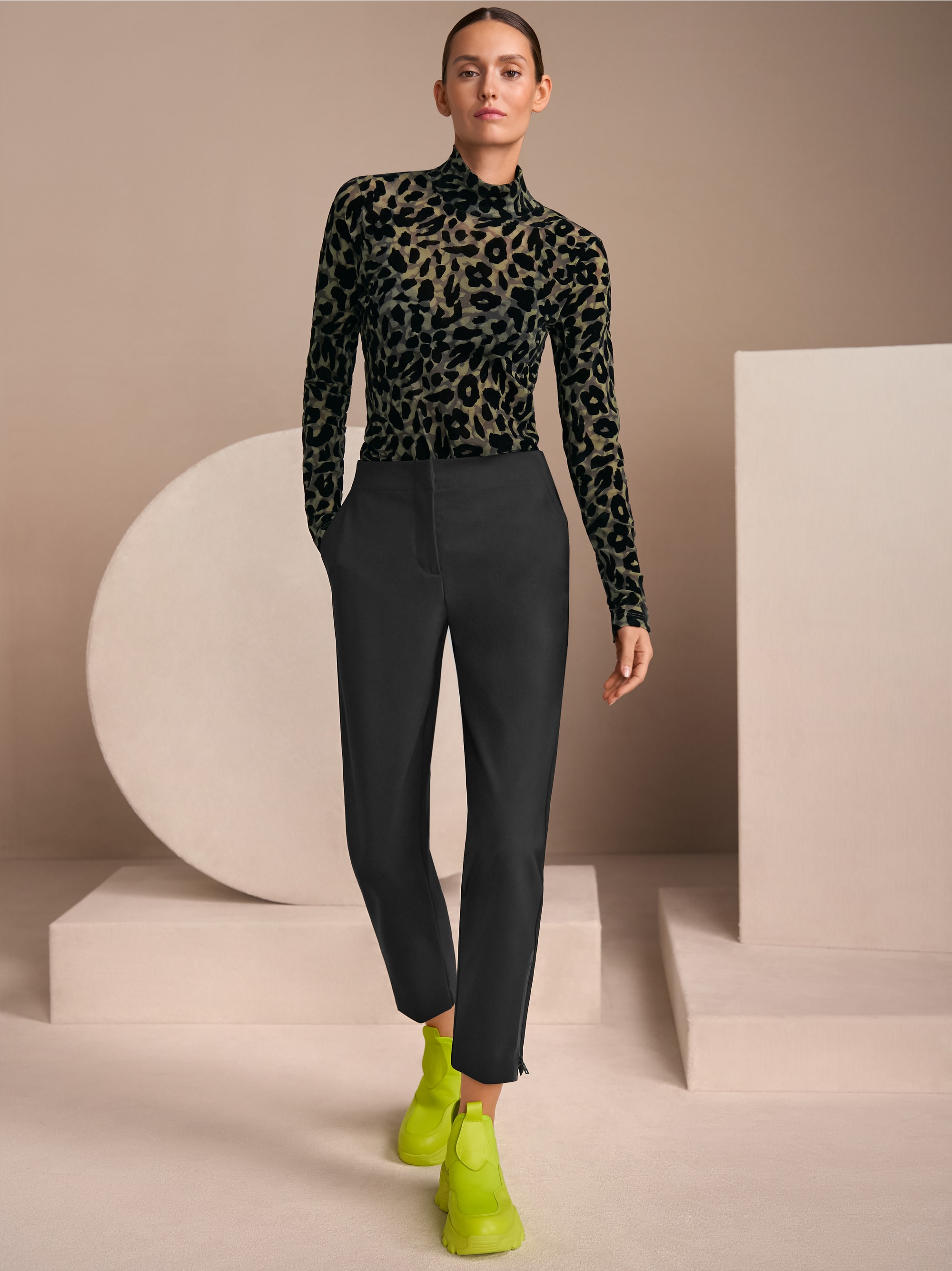 Pantalon FRANCA en tissu technique