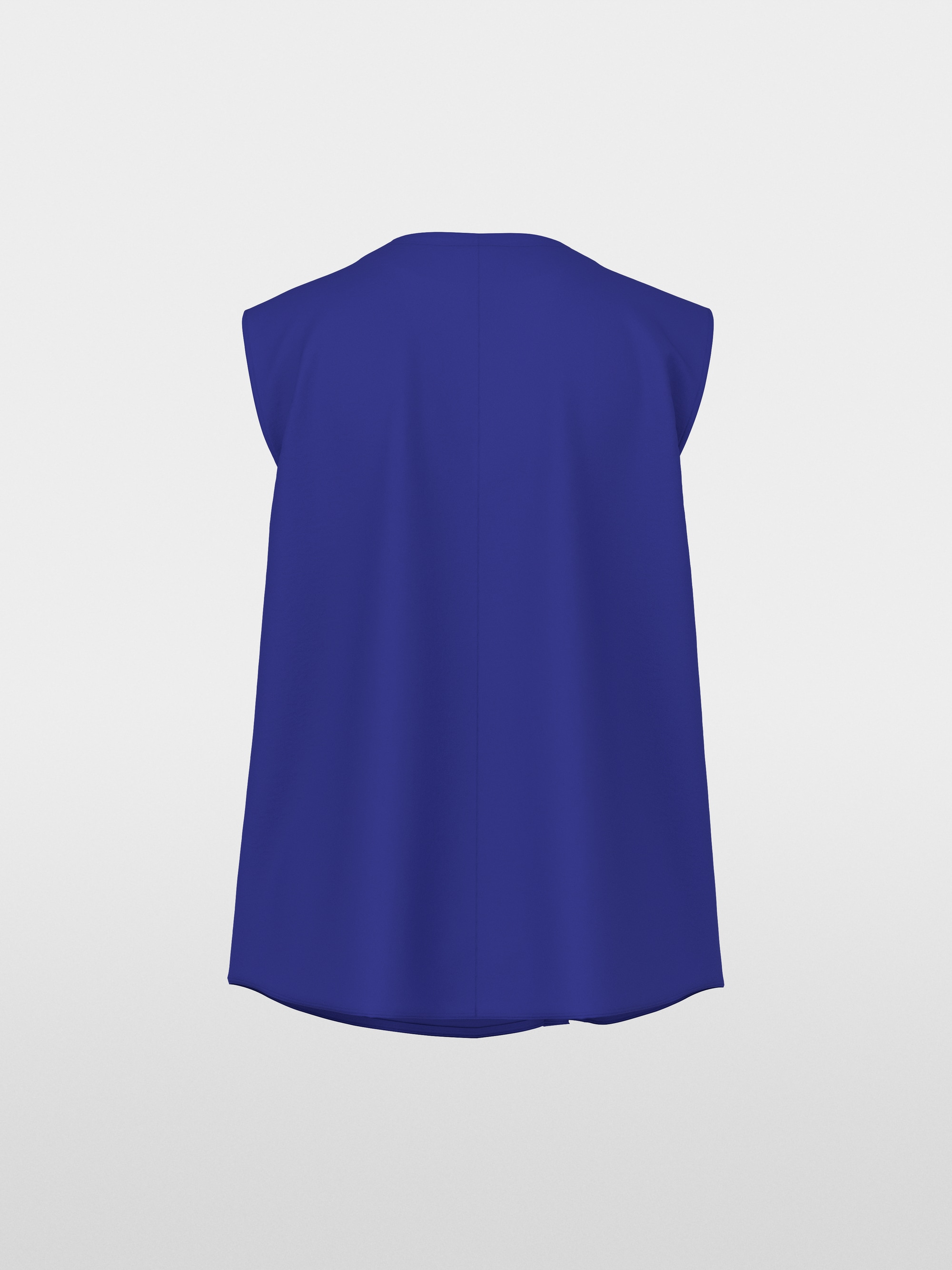 Vibrant top with pleating