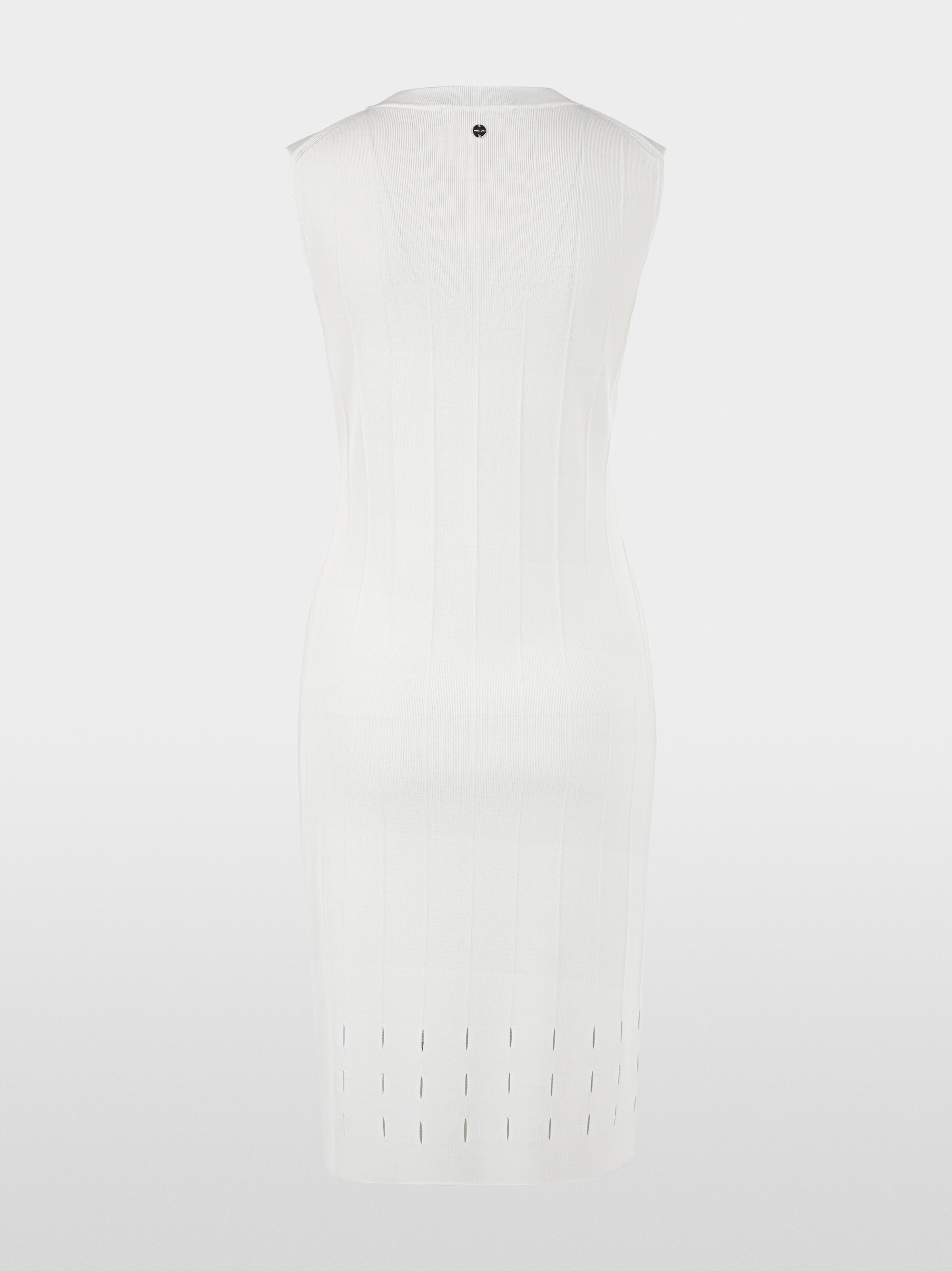 Sleeveless dress with cut-outs