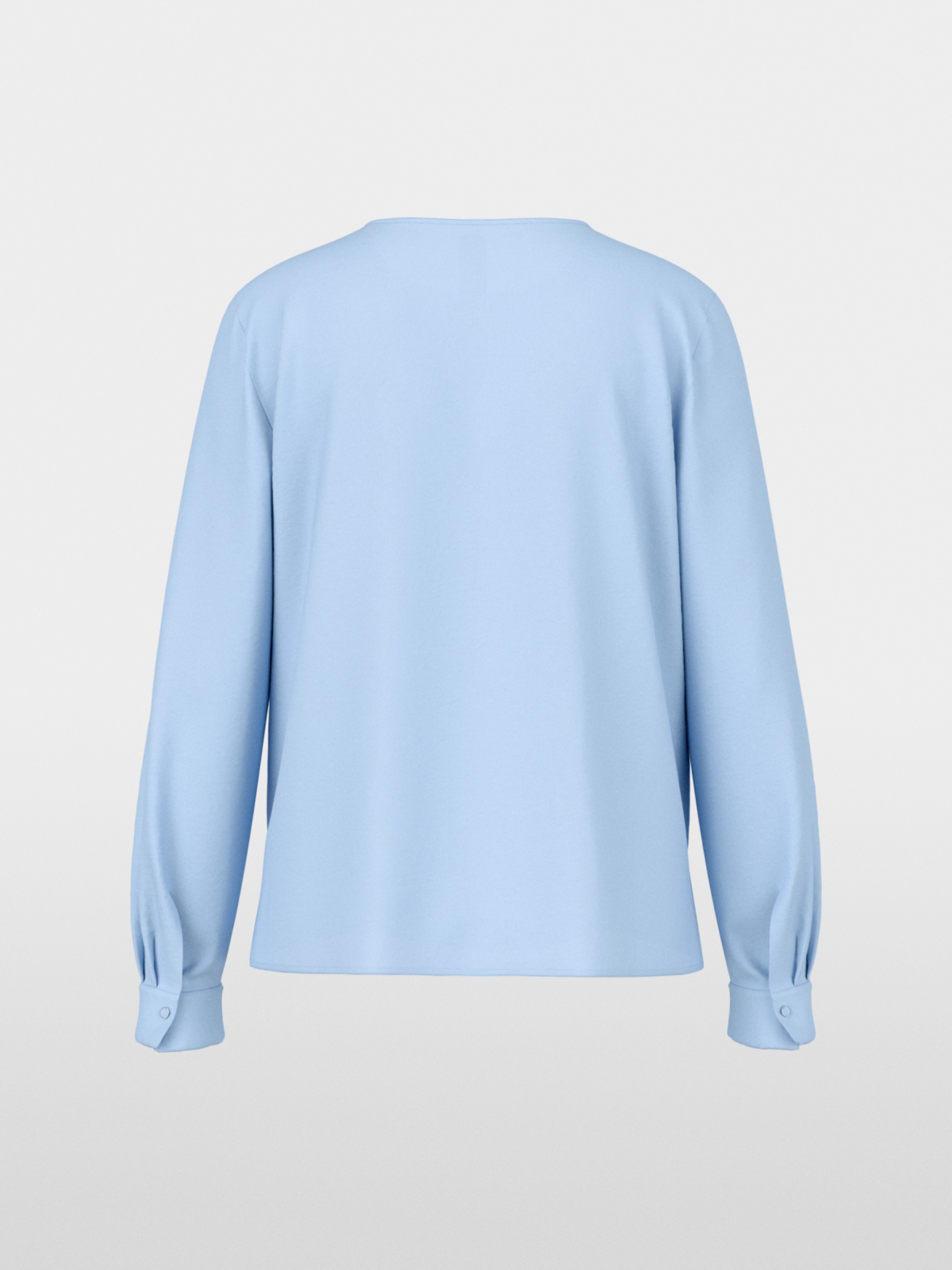 Casual blouse with concealed buttoning