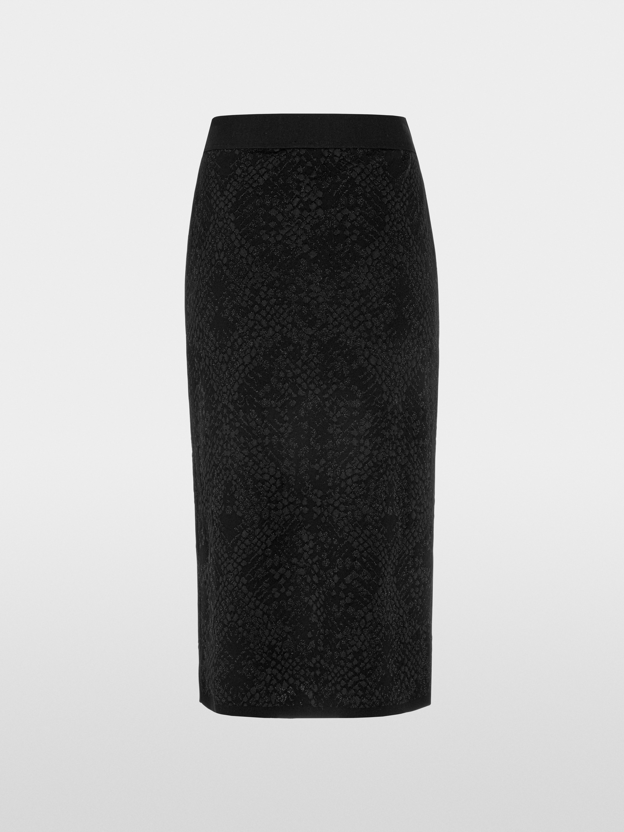 Rock Knitted in Germany