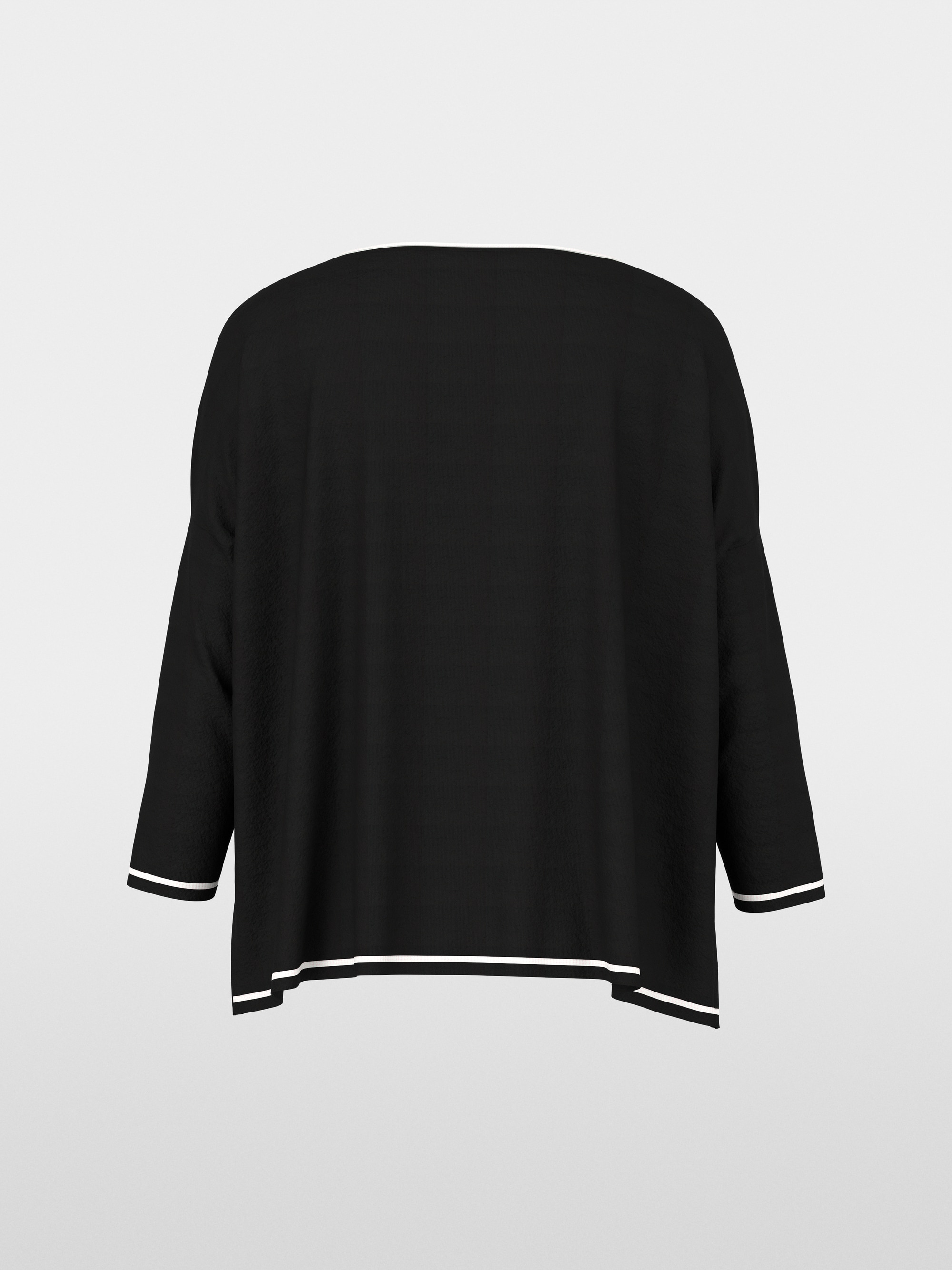 Pull en maille fine tricoté en Allemagne