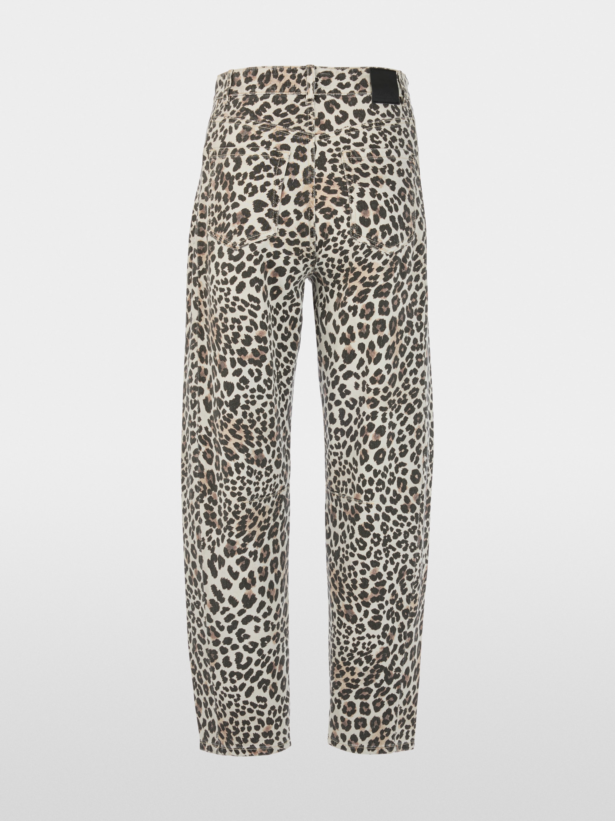 RUMA relaxed fit O-shape jeans