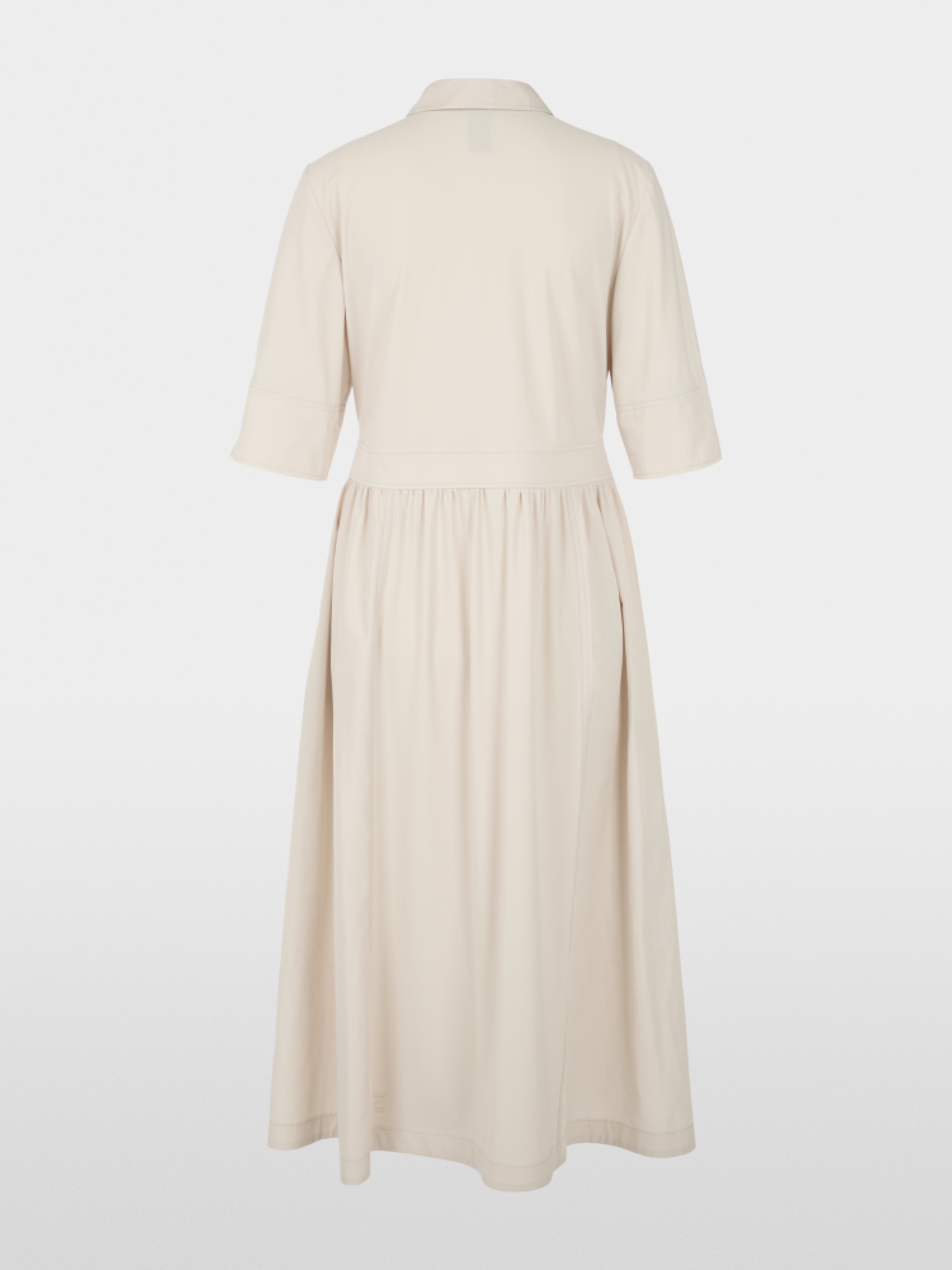 Robe mi-longue en tissu extensible
