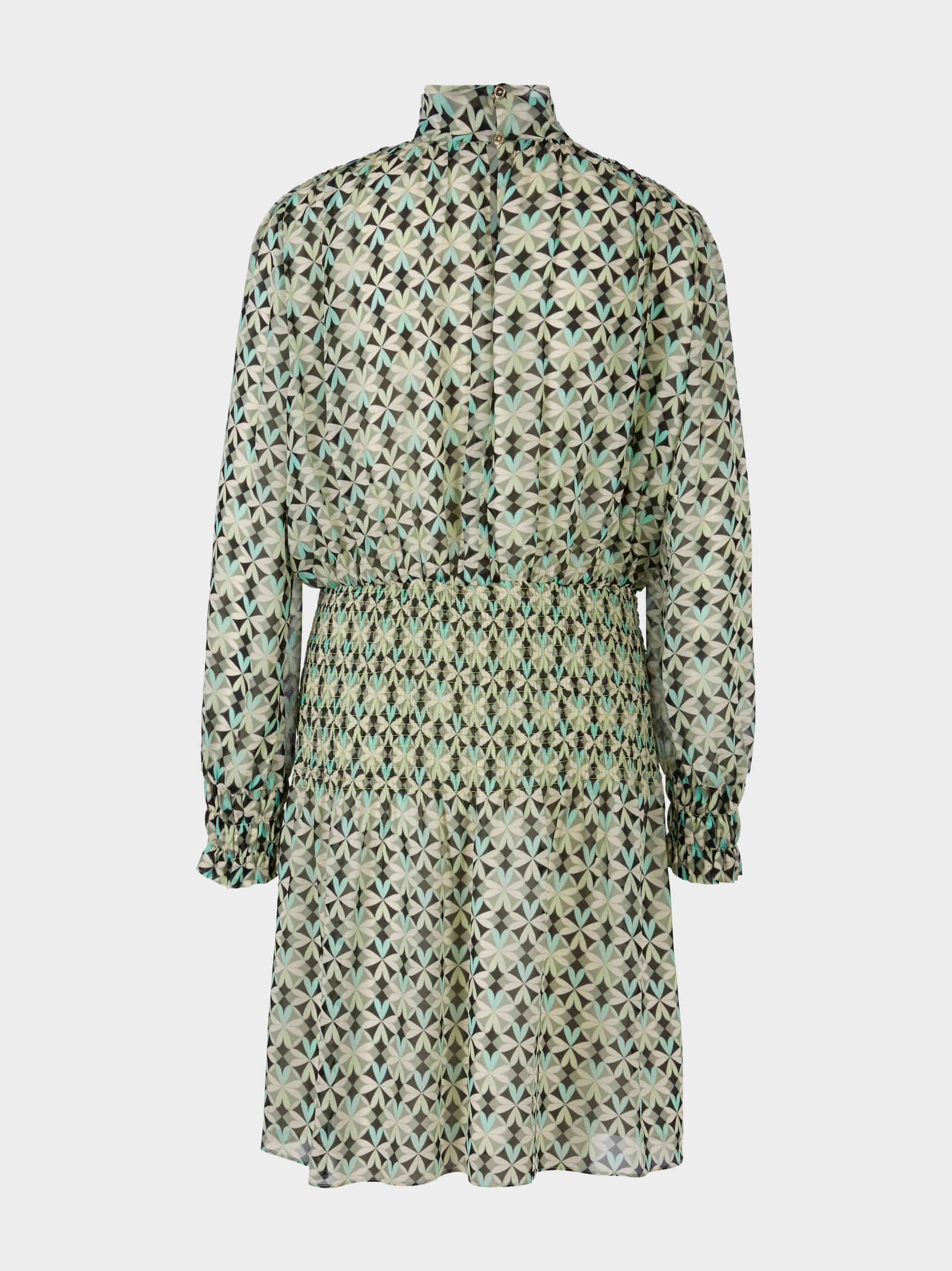 Robe avec empiècements élastiques