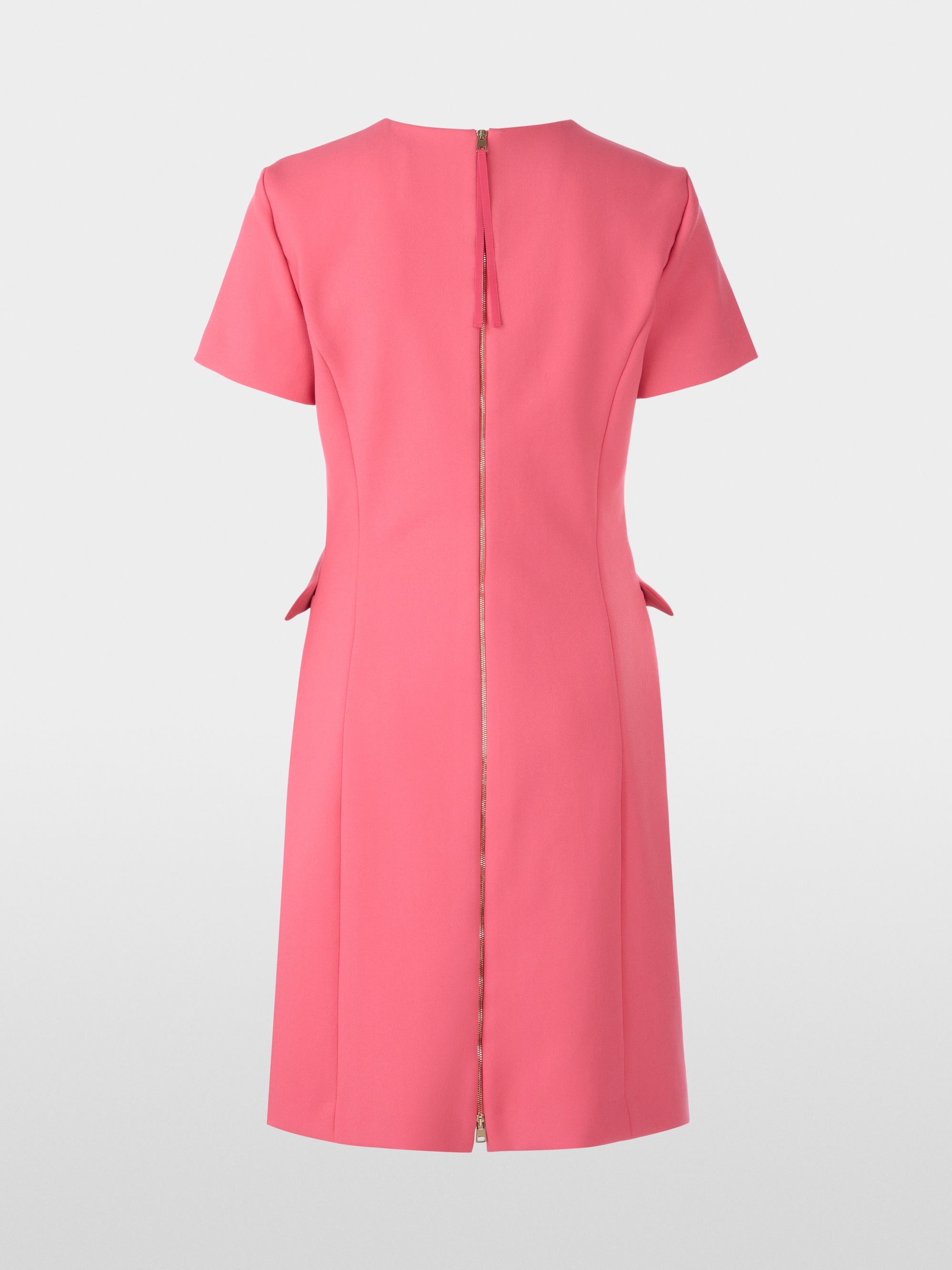 Klassisches Kleid