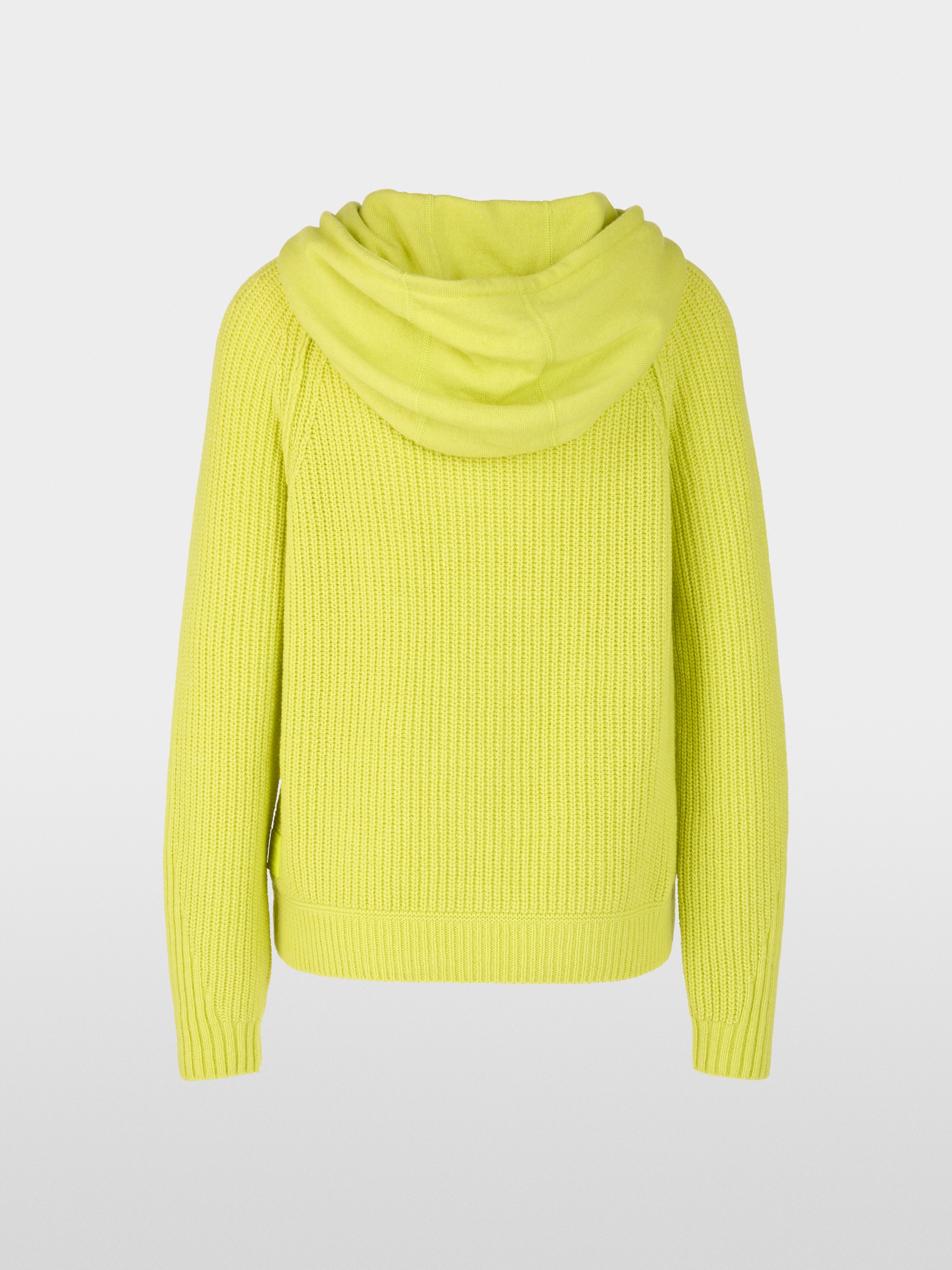 Pull à capuche tricoté en Allemagne
