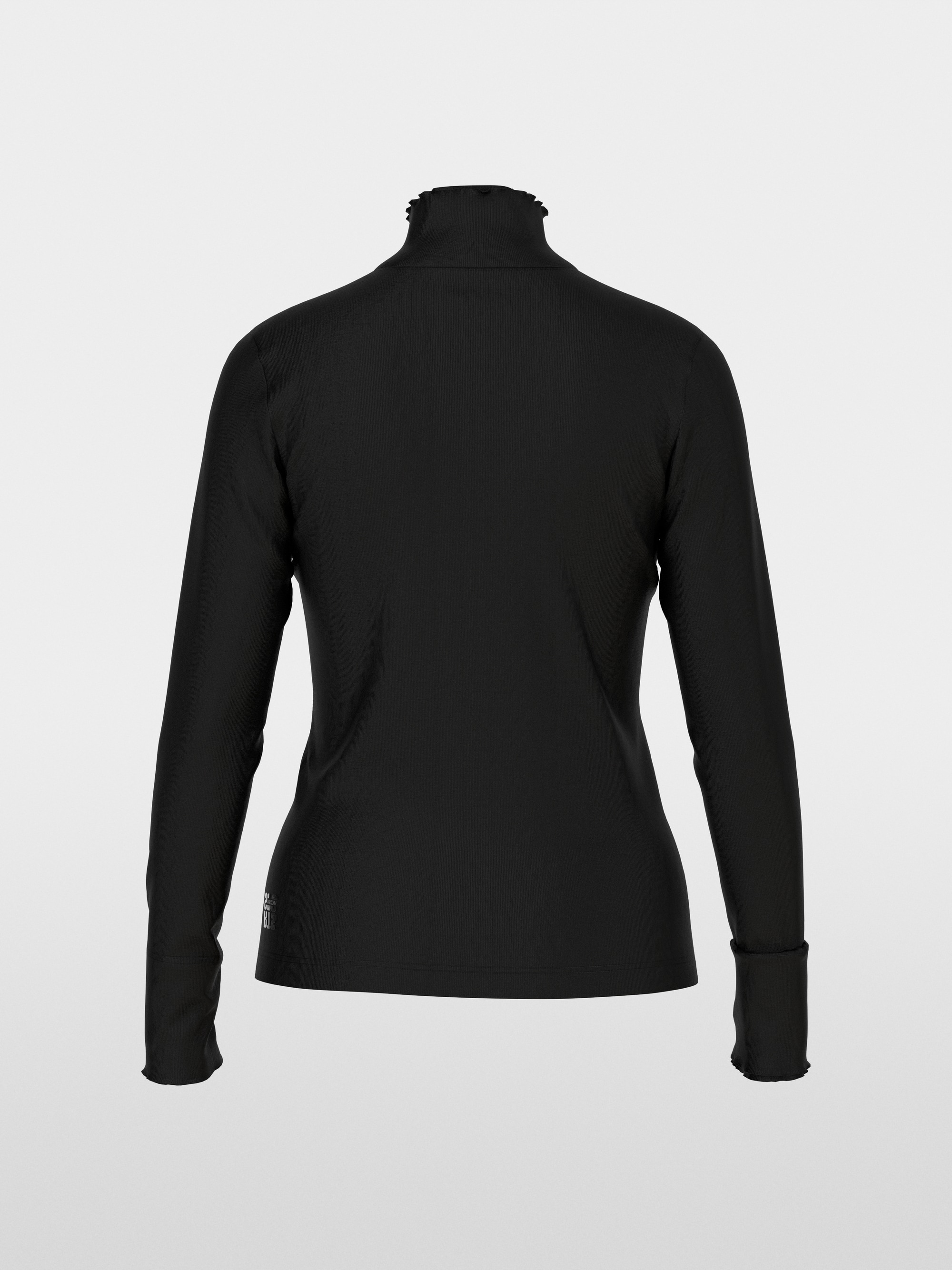 Plain long-sleeved turtleneck shirt