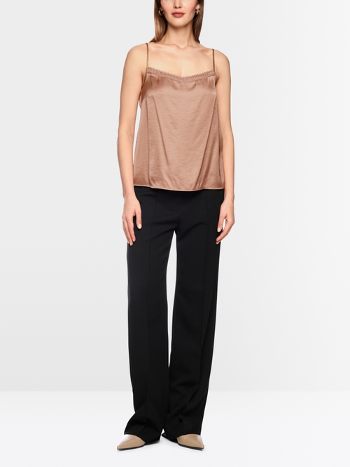 Top élégant à bretelles avec dentelle