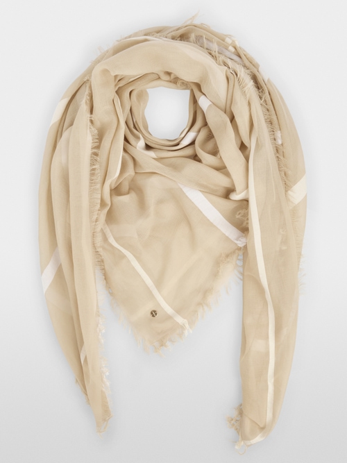 Cotton scarf with fringes