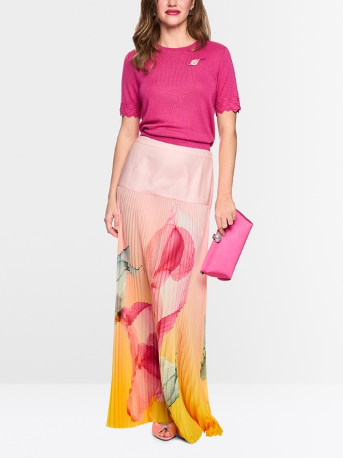 Pleated maxi skirt with calla lilies