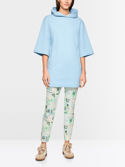 Loose-fitting hoodie