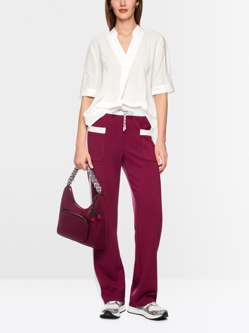 Short-sleeved blouse