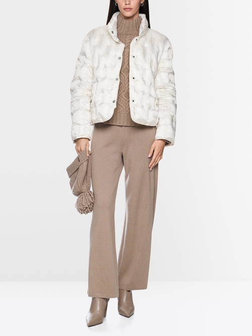 Quilted jacket with synthetic down