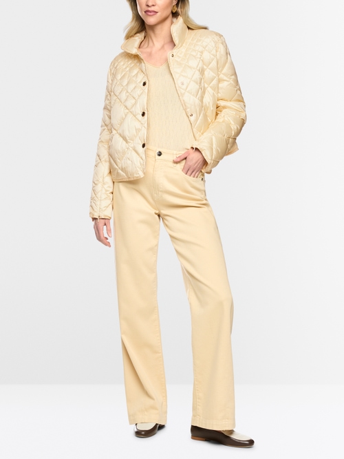 Quilted jacket with decorative buttons