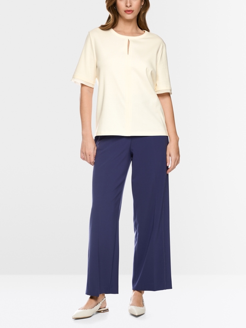 Elegant T-shirt