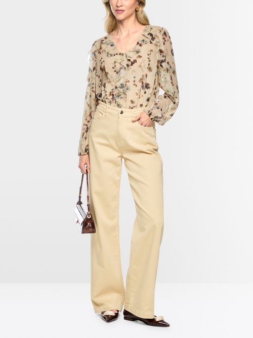 Floral blouse with flounces